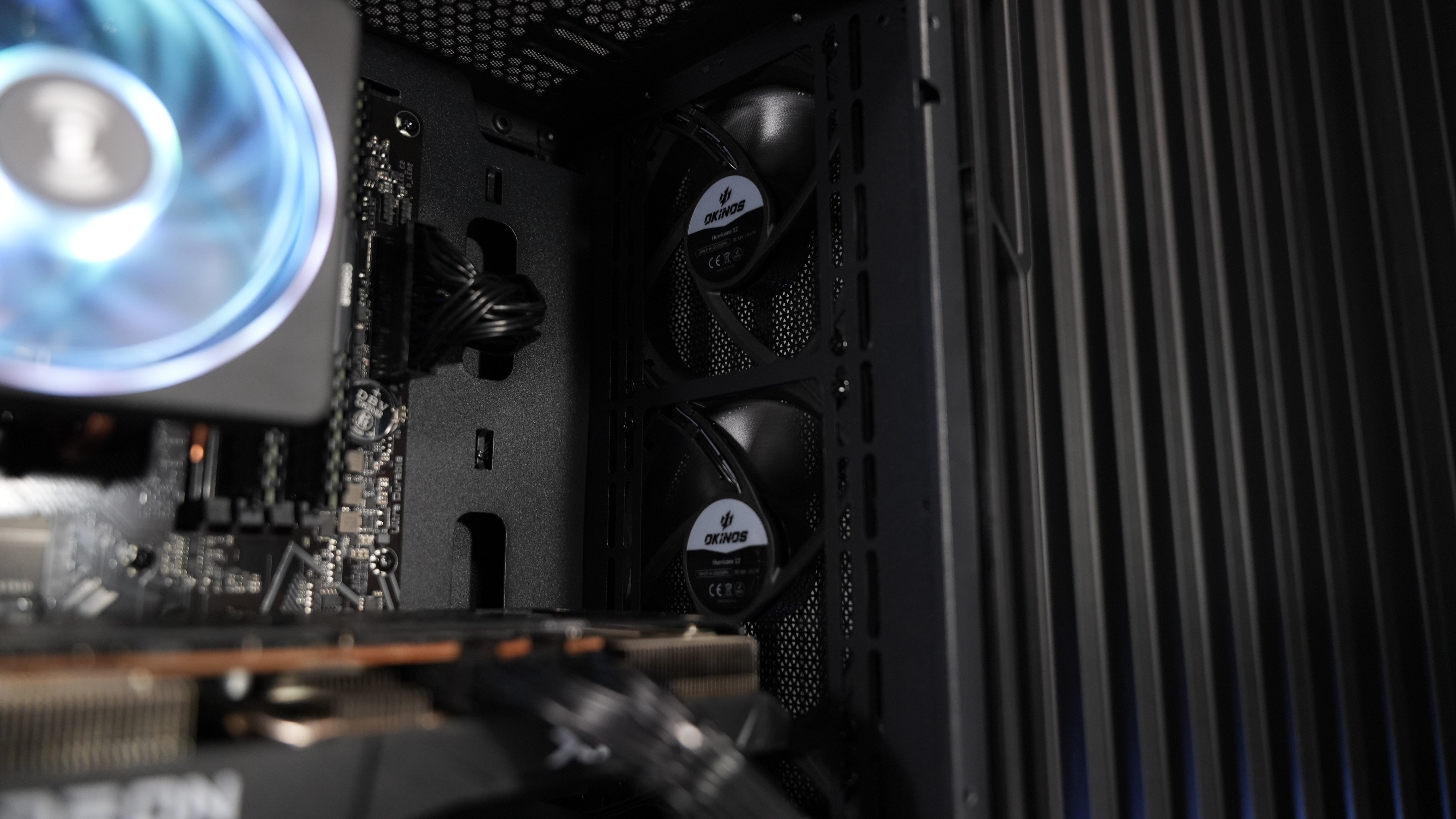 Ryzen 7 5800XT + RX 6700 Gaming PC