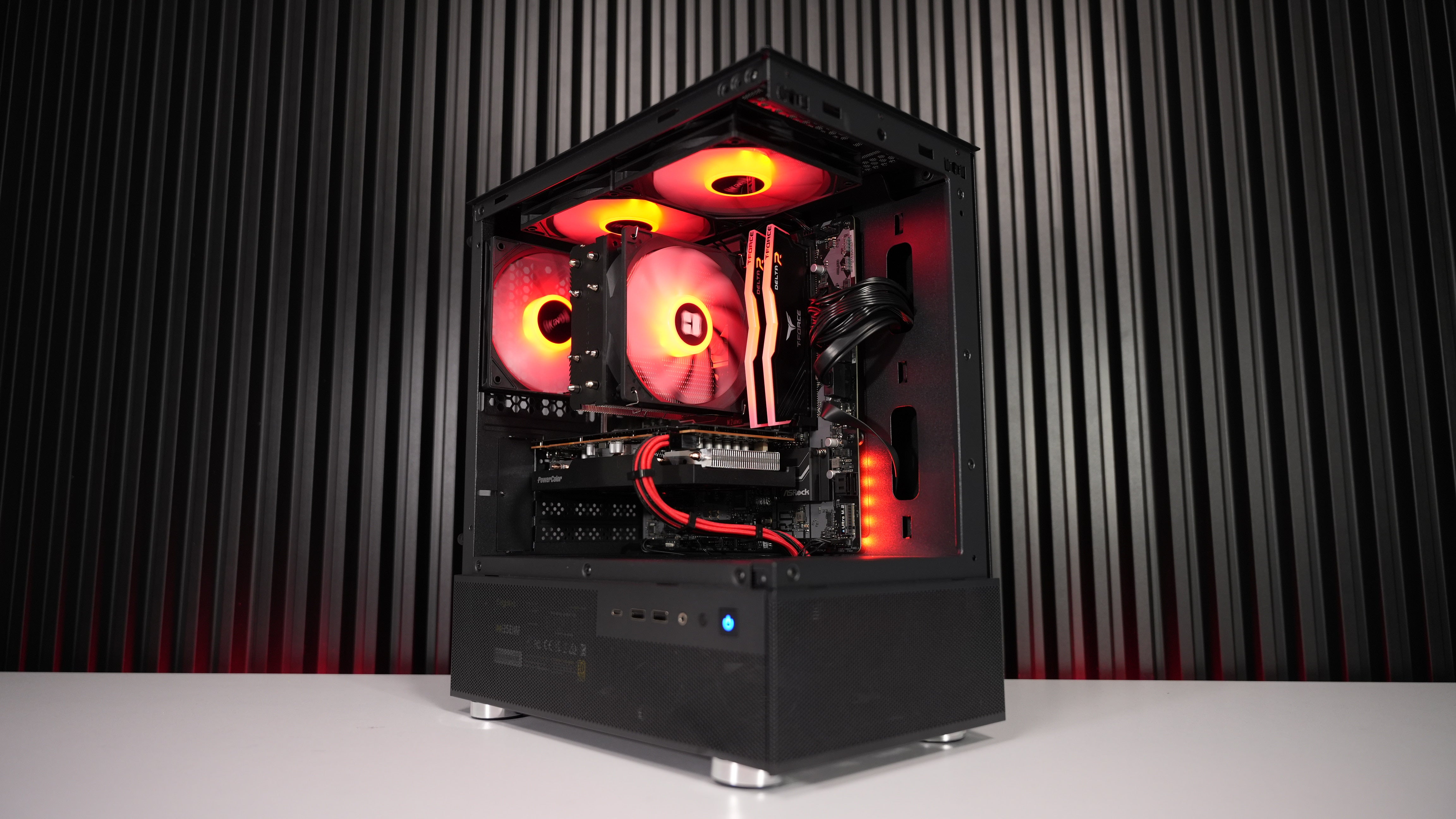 Intel i3 14100F + RX 7600 Gaming PC