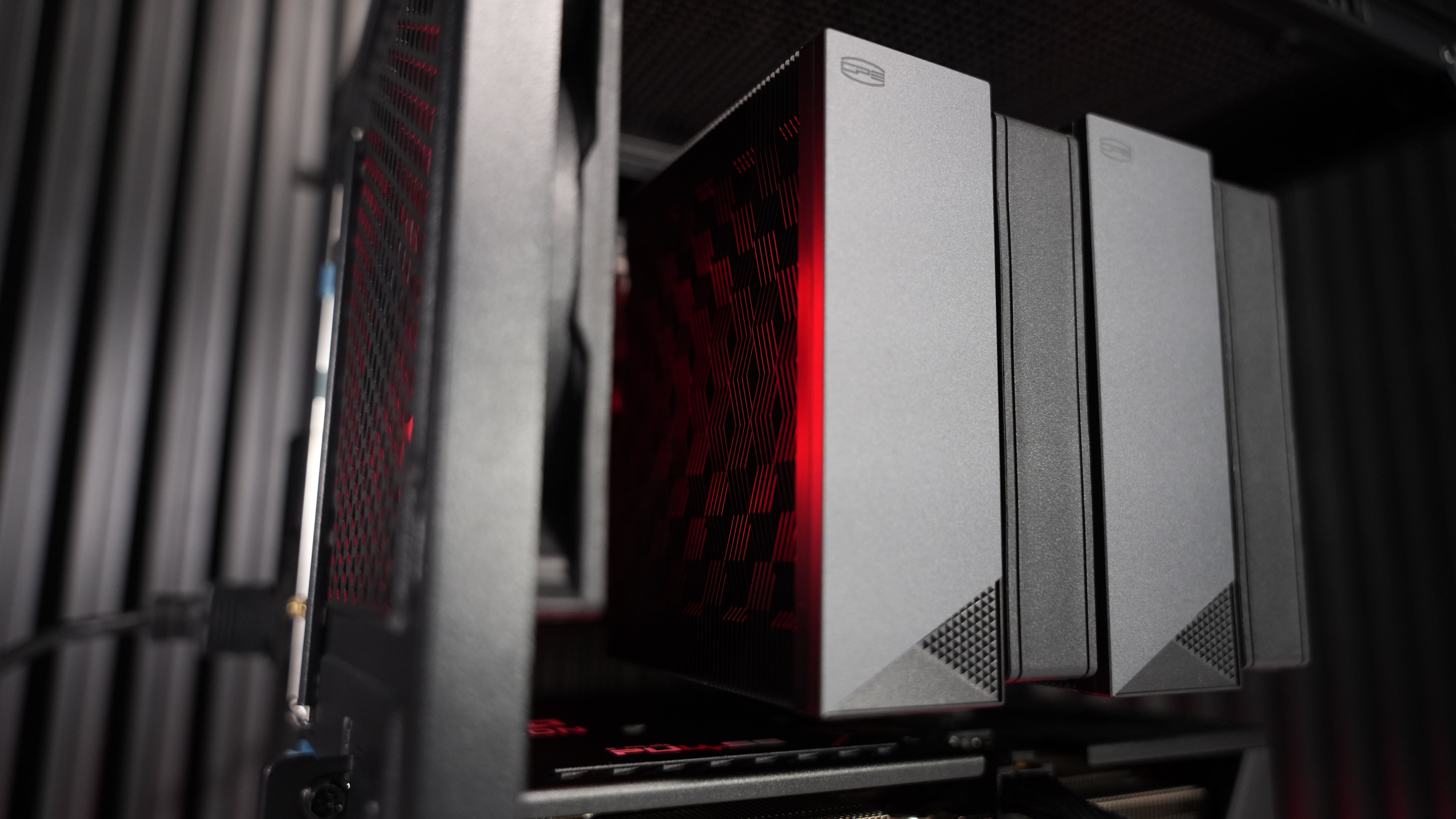 Ryzen 7 5800XT + RX 9060 XT Gaming PC