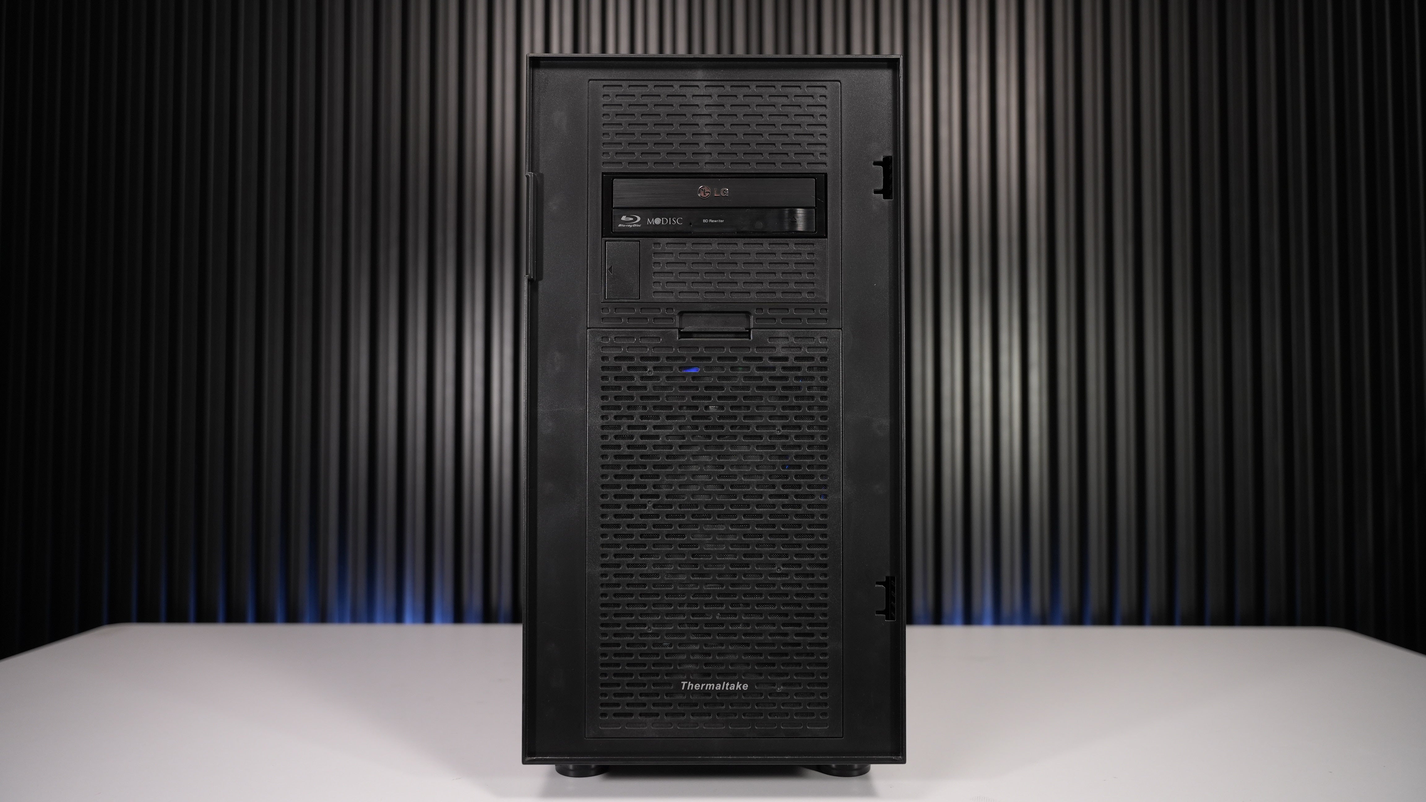 Intel i7 9700KF + Intel Arc B580 Gaming PC