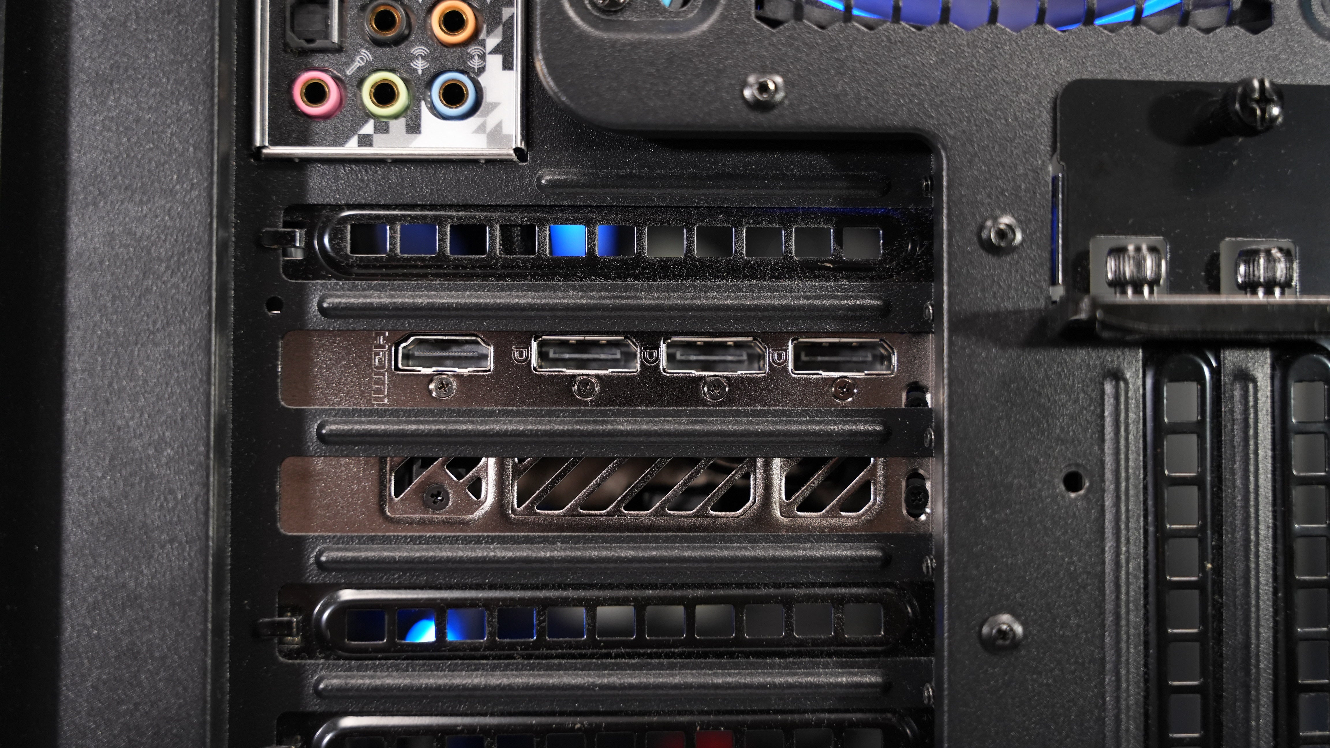 Intel i7 9700KF + Intel Arc B580 Gaming PC