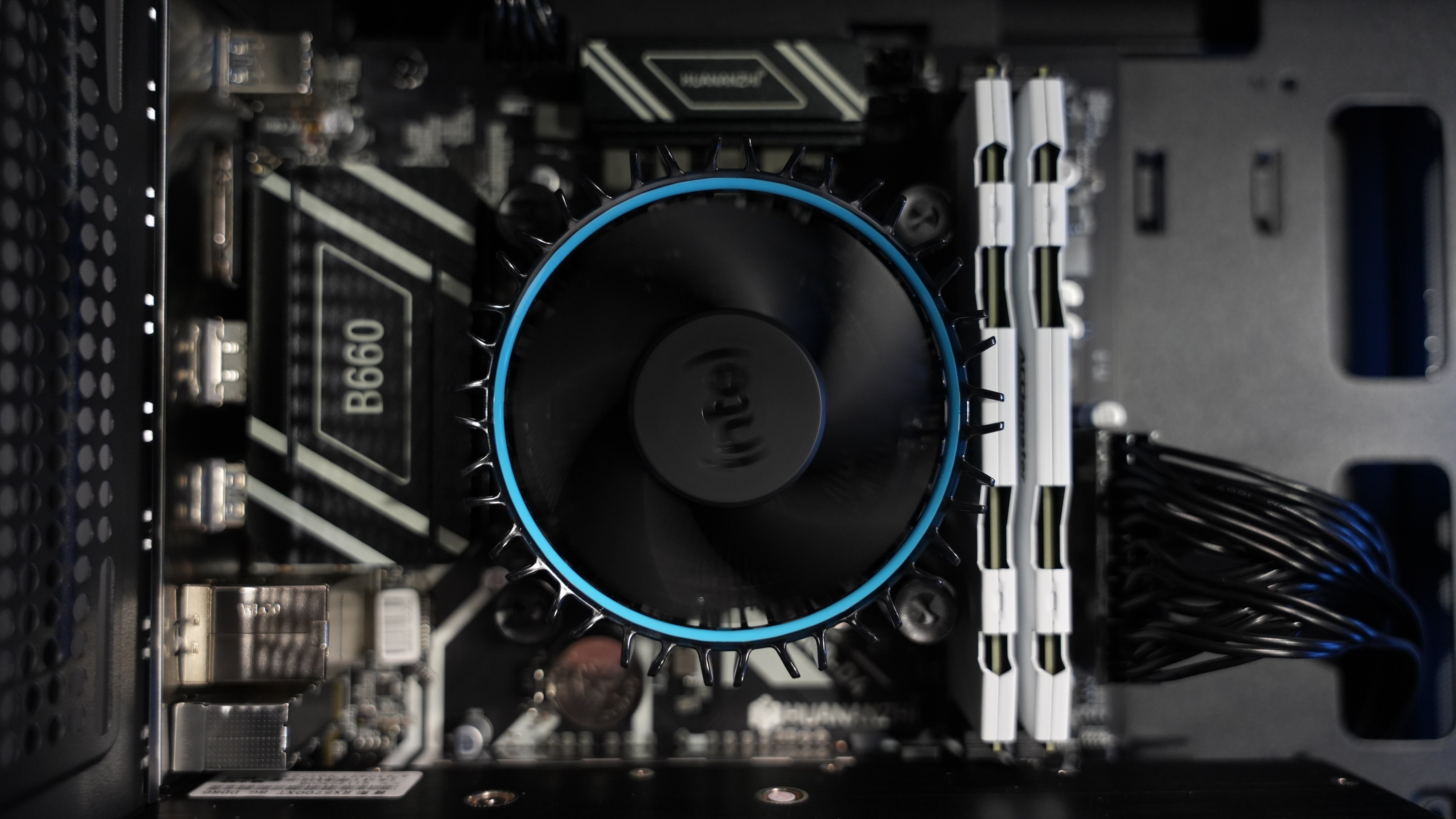 Intel i3 14100F + RX 5700XT Gaming PC