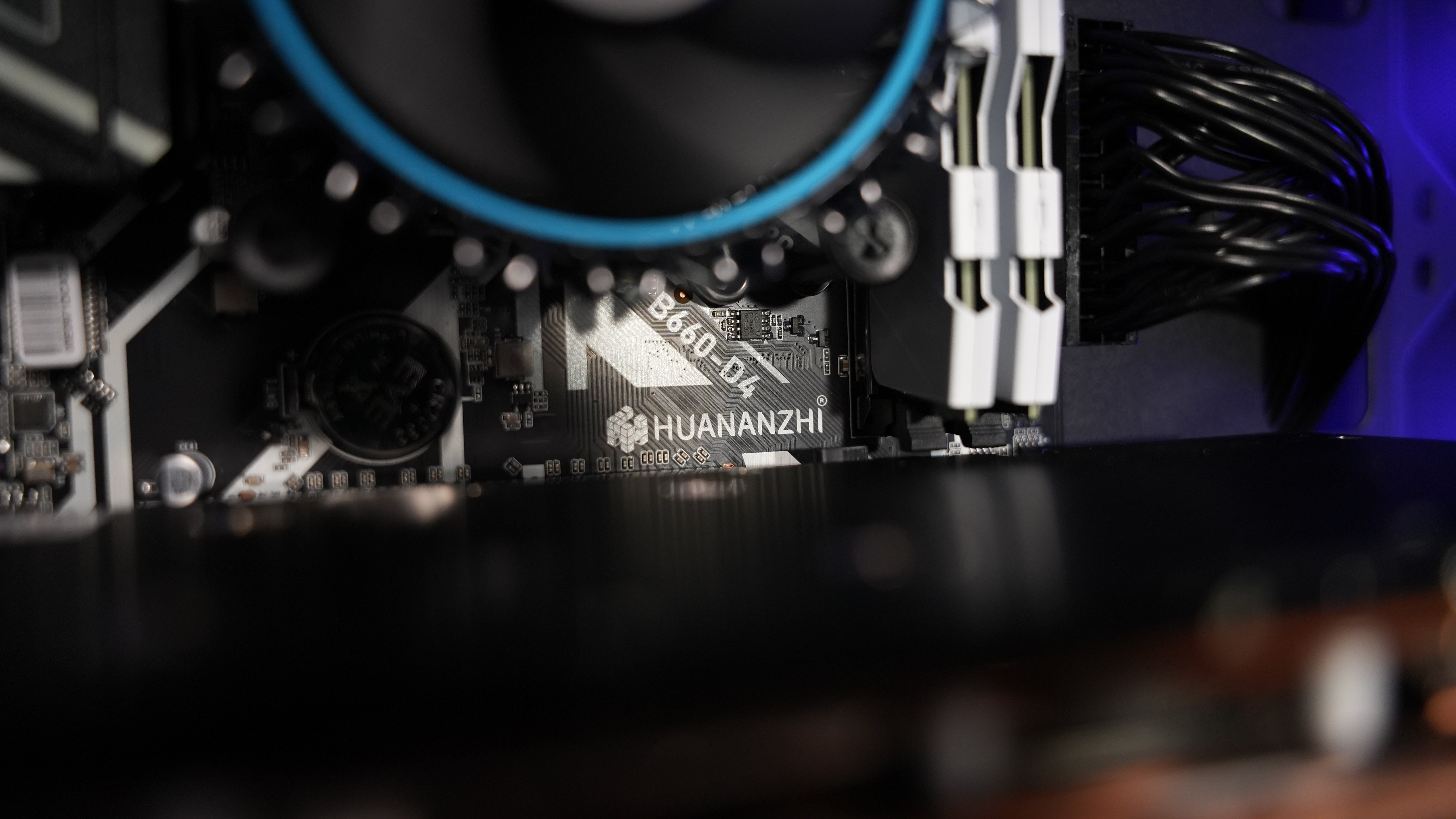Intel i3 14100F + RX 5700XT Gaming PC