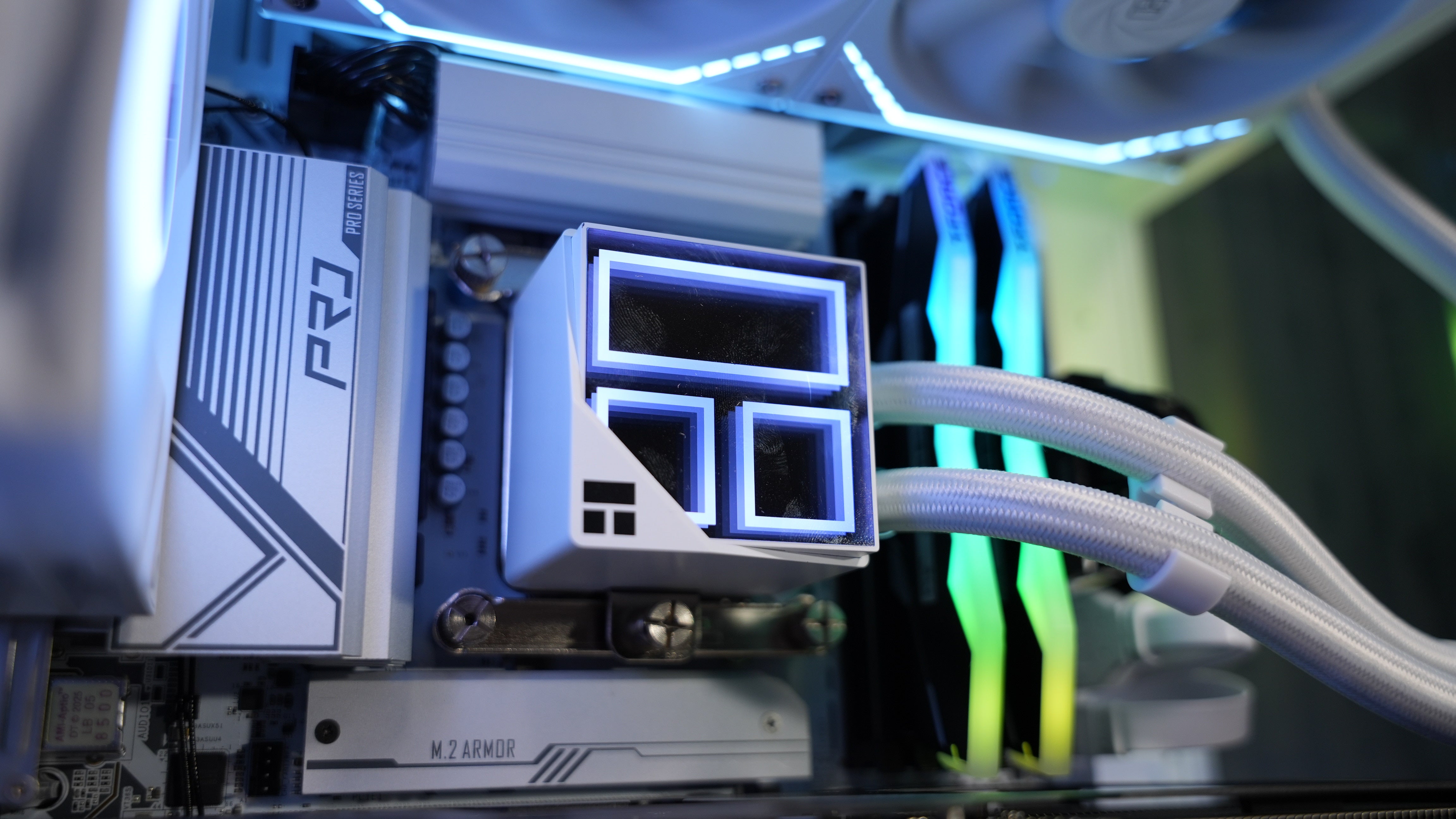 Intel i5 14600K + RTX 5070 Gaming/Streaming PC