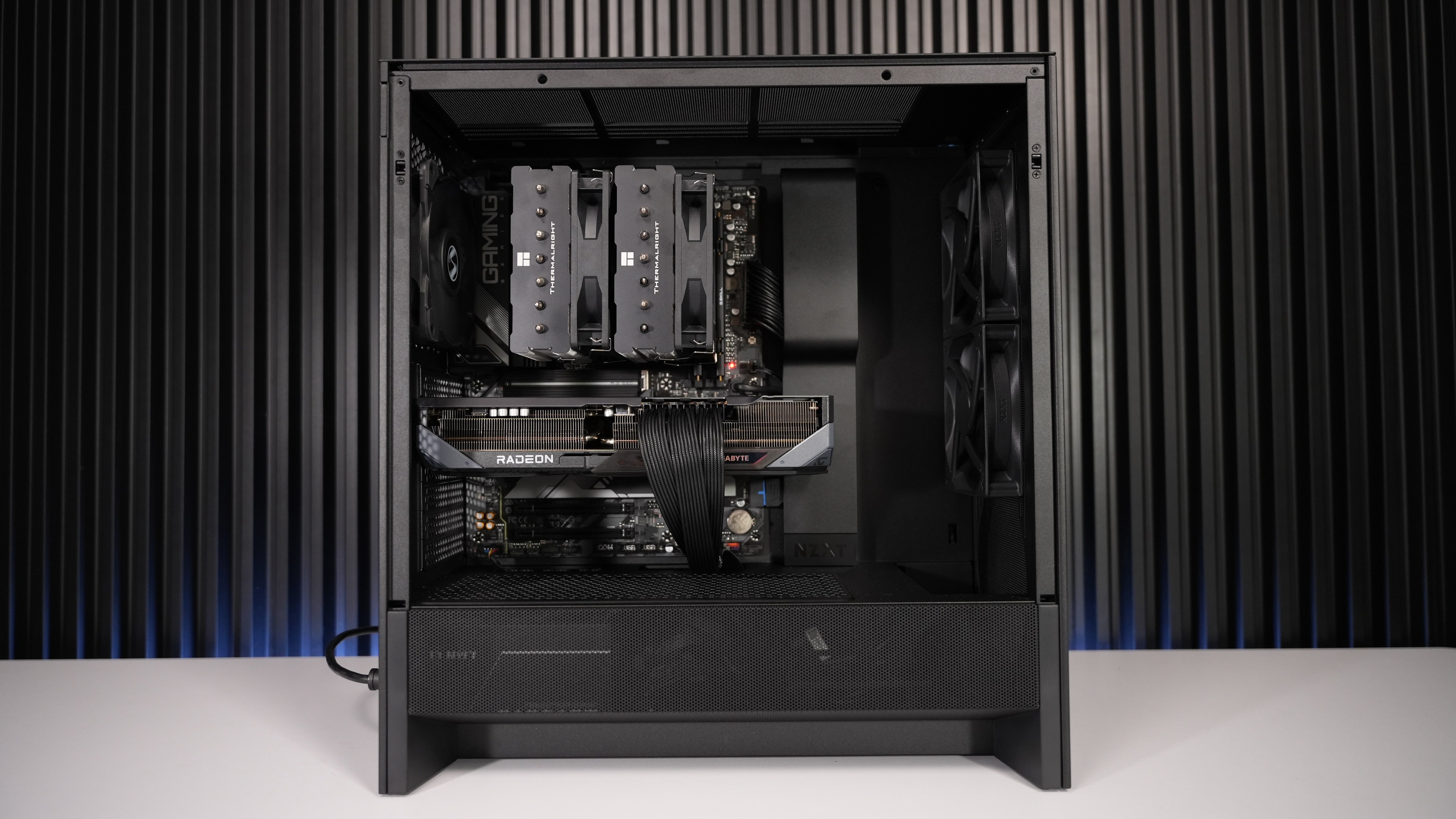 Ryzen 7 7700X + RX 9070XT Gaming/Streaming PC