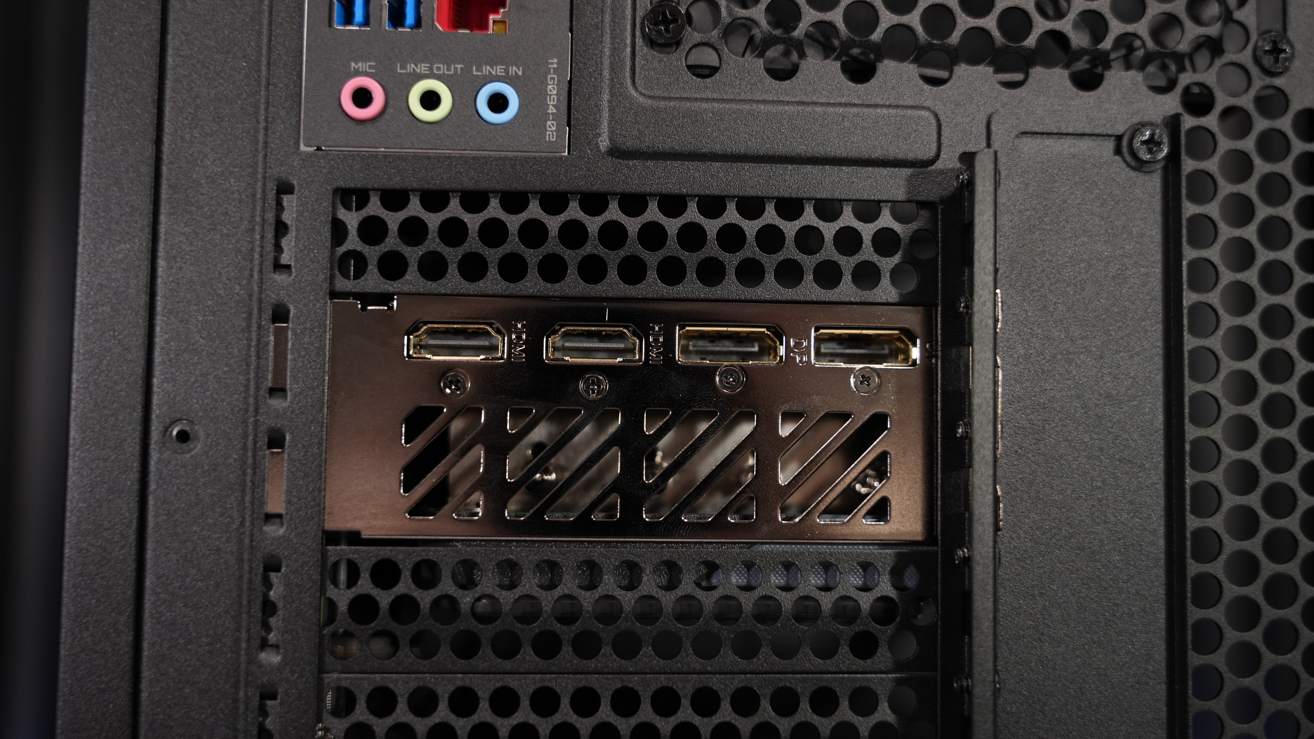 Ryzen 7 7700X + RX 9070XT Gaming/Streaming PC