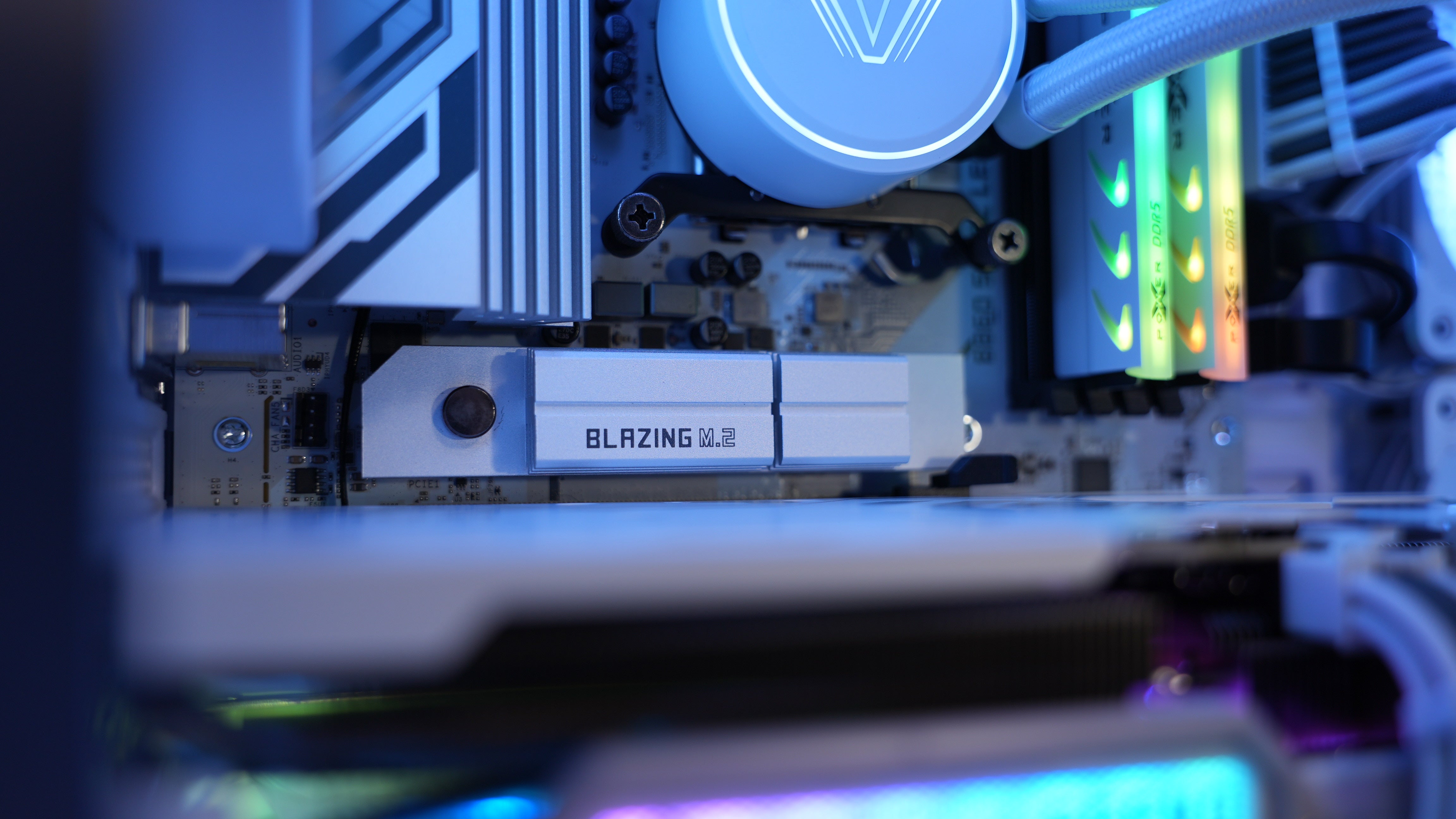 Intel Ultra 7 265KF + RX 9060XT 16GB Gaming PC