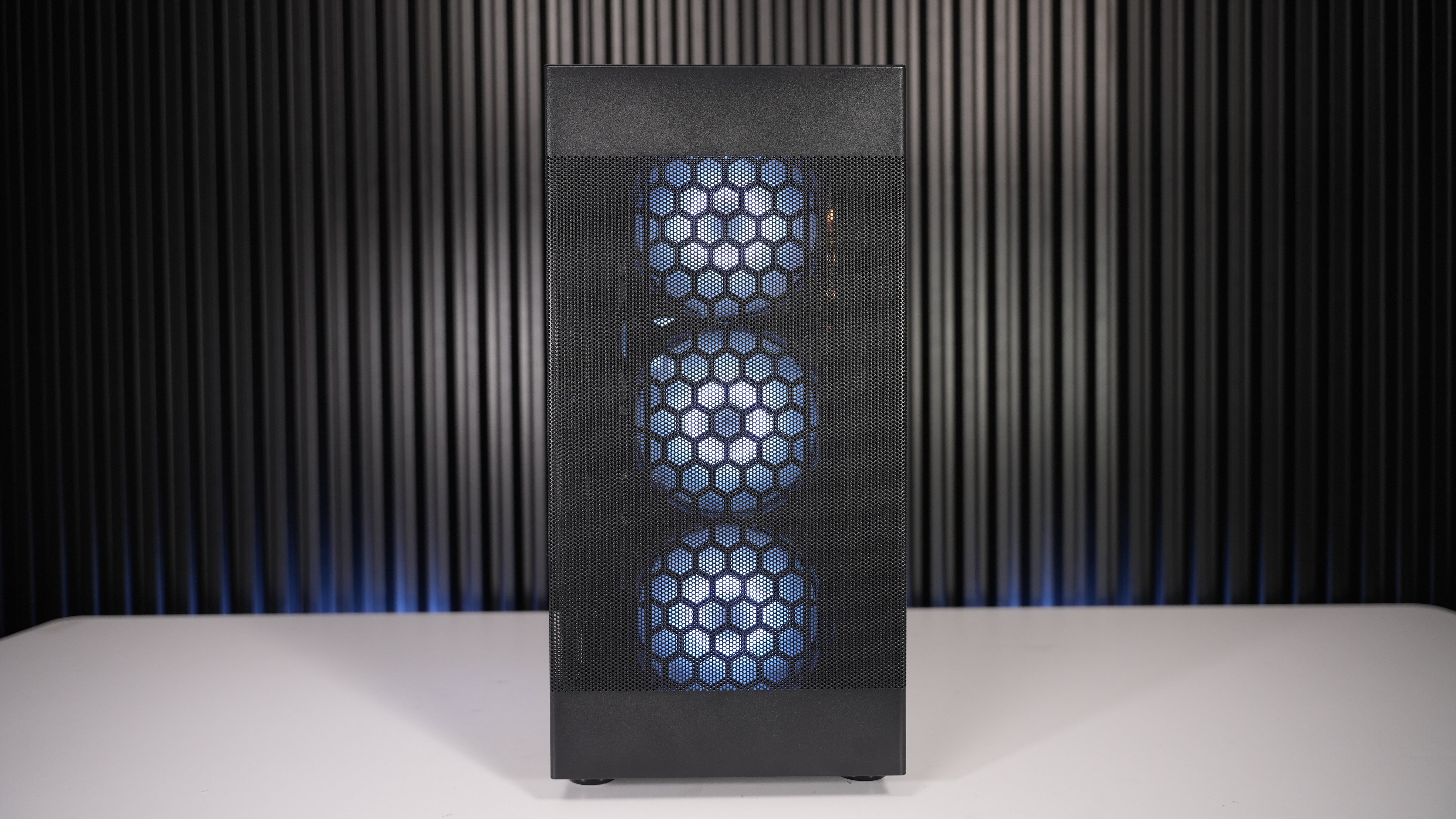 Ryzen 5 9600X + Arc B580 Gaming PC