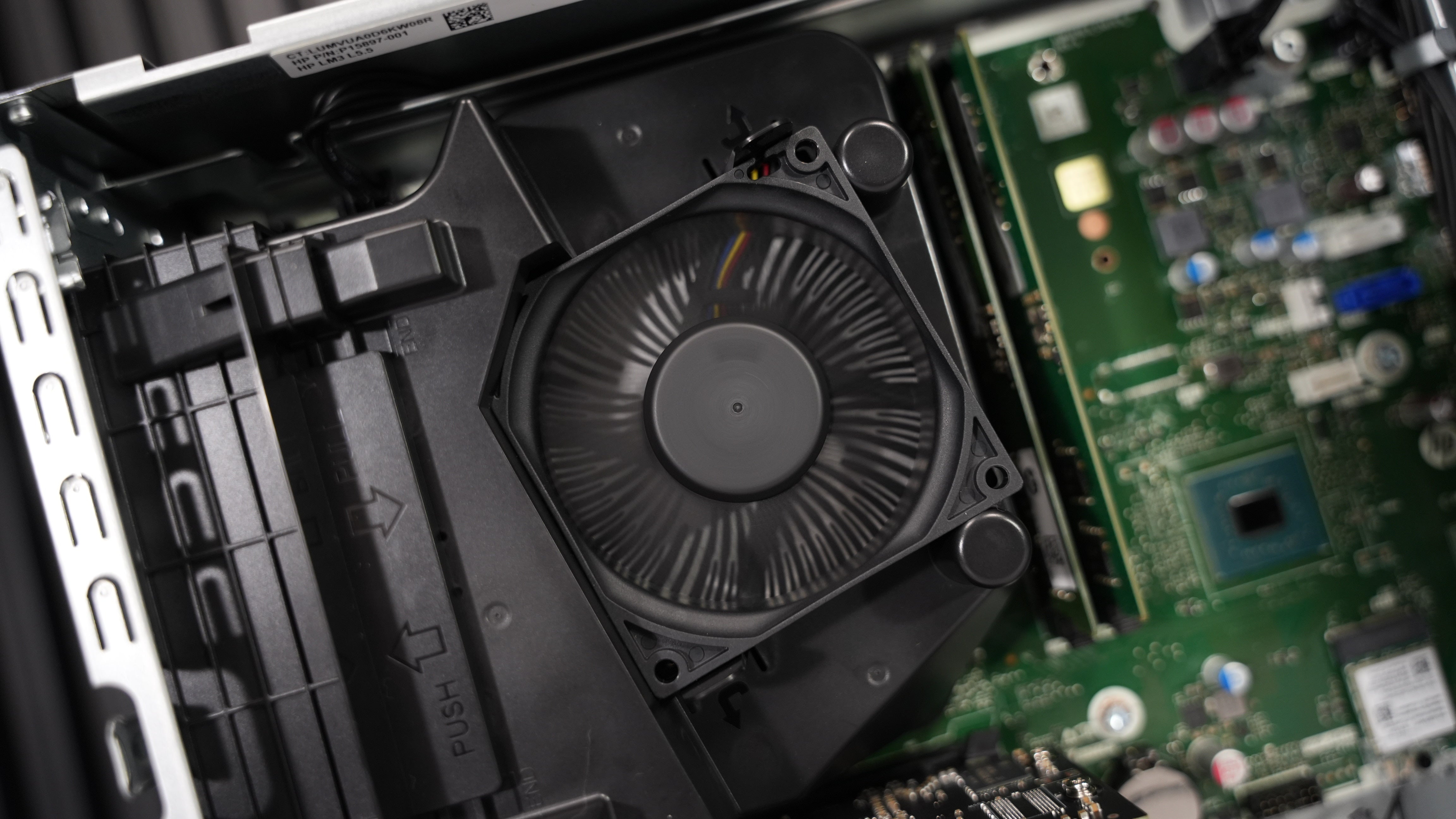 Intel i3 14100 + RTX 3050 6GB Gaming PC