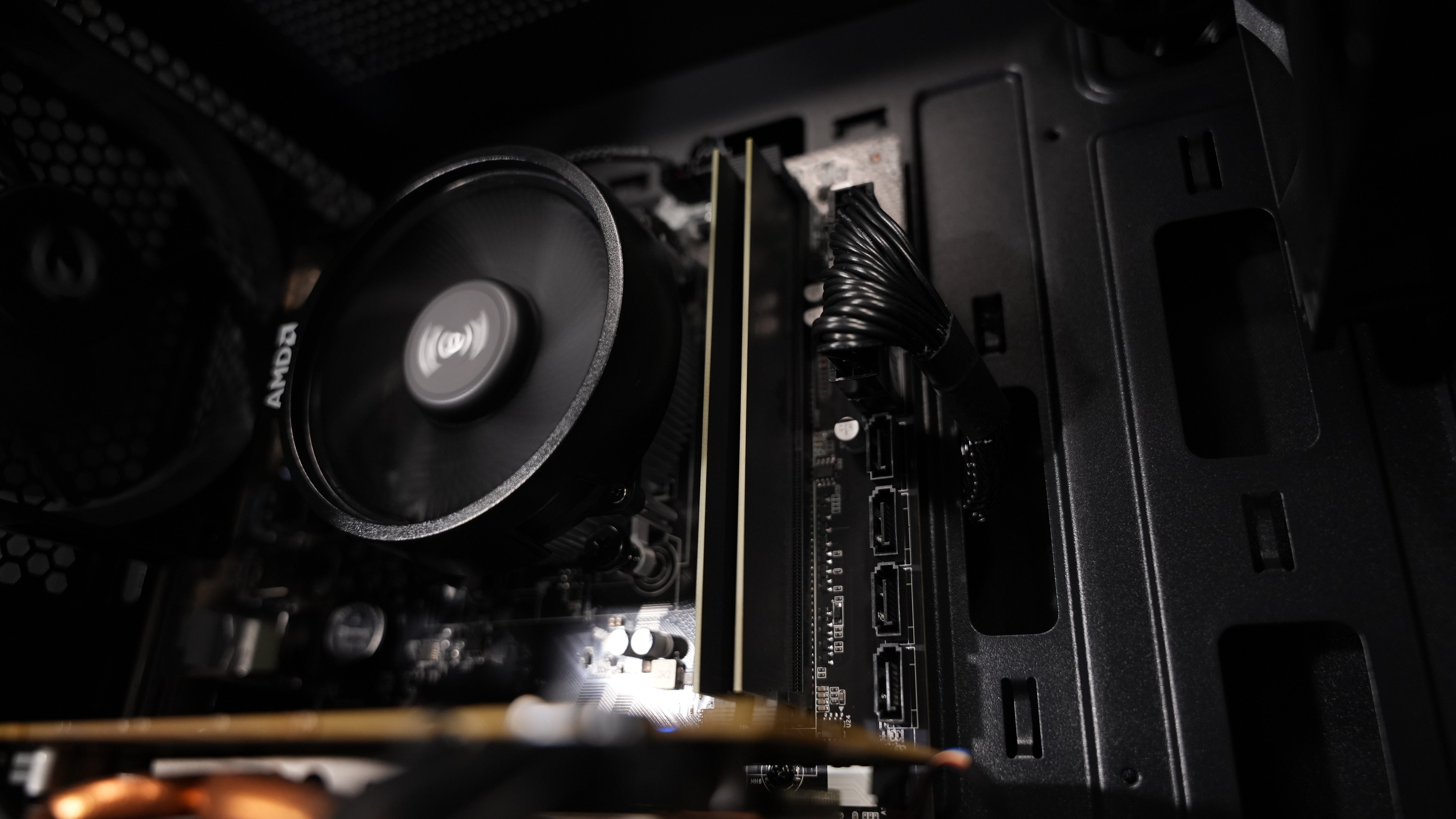 Ryzen 5 2600 + RX 470 Budget Gaming PC