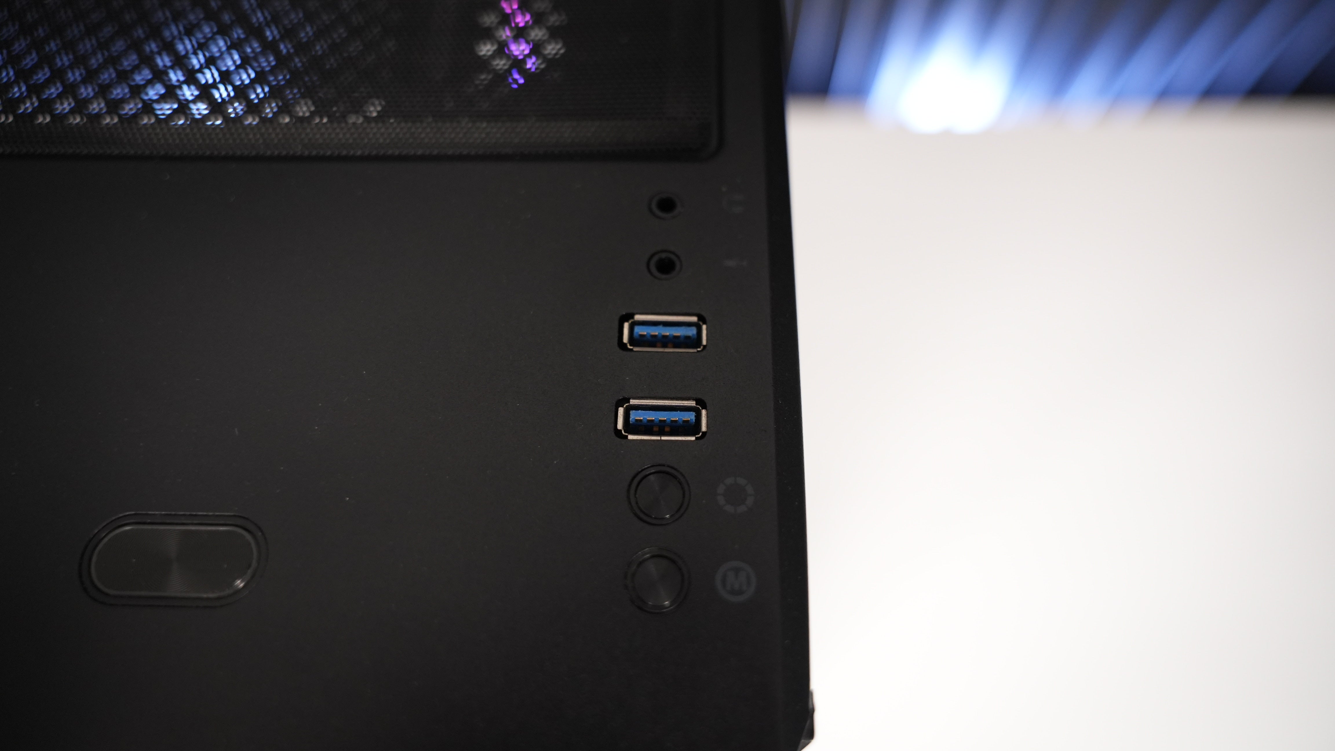 Ryzen 9 3900 + GTX 1660 Super Gaming PC