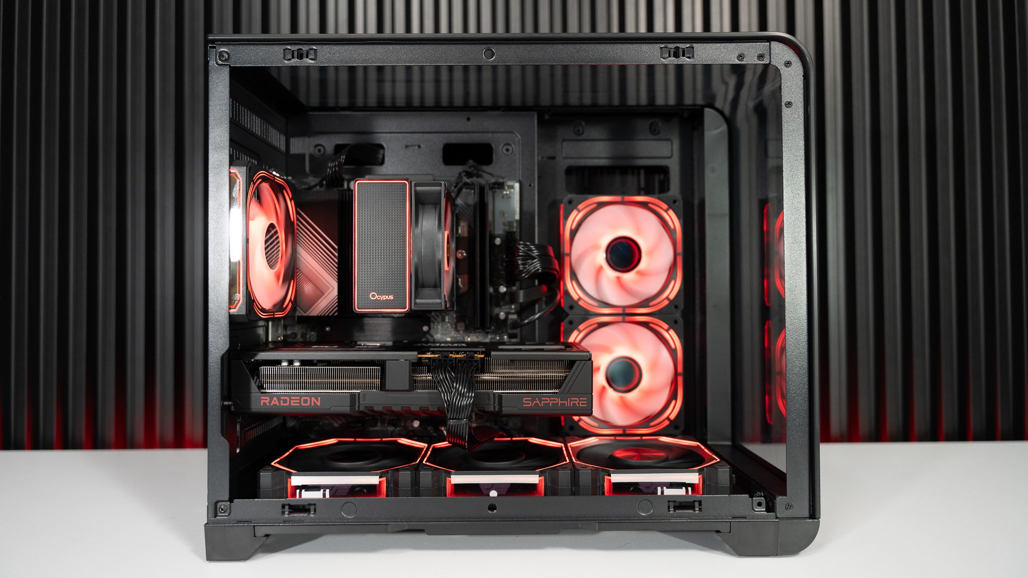 Ryzen 5 9600X + RX 9070 Gaming/Streaming PC