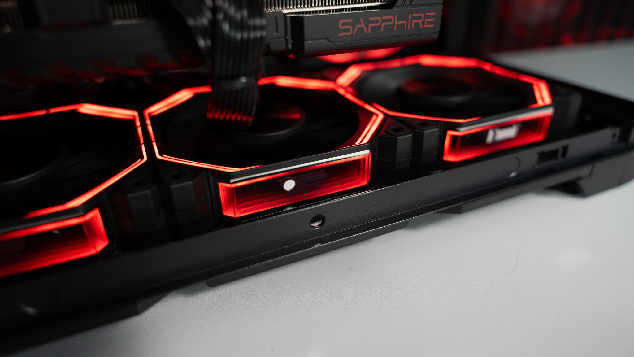 Ryzen 5 9600X + RX 9070 Gaming/Streaming PC