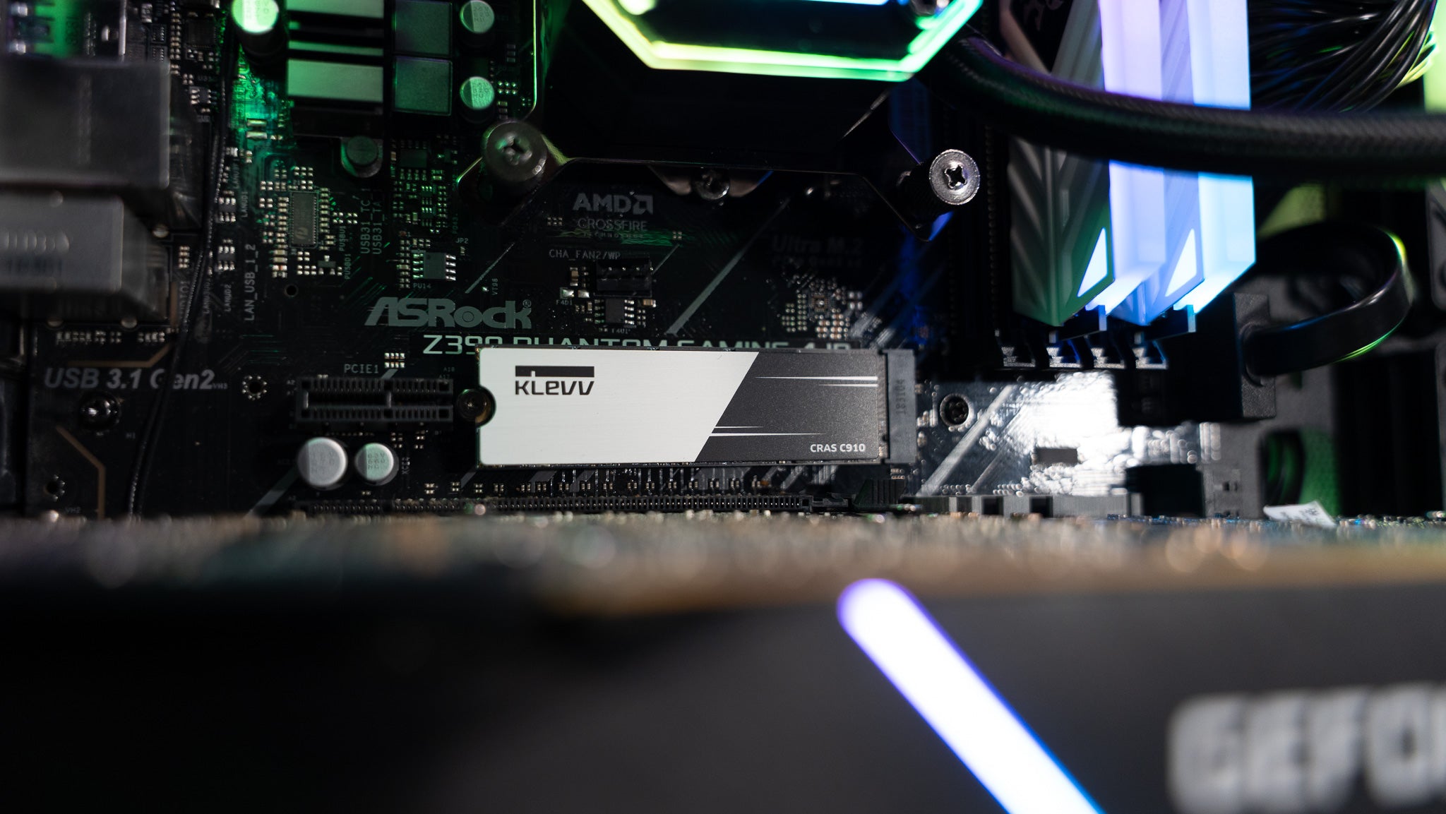 Intel i7 9700K + RTX 2080 Ti Gaming PC