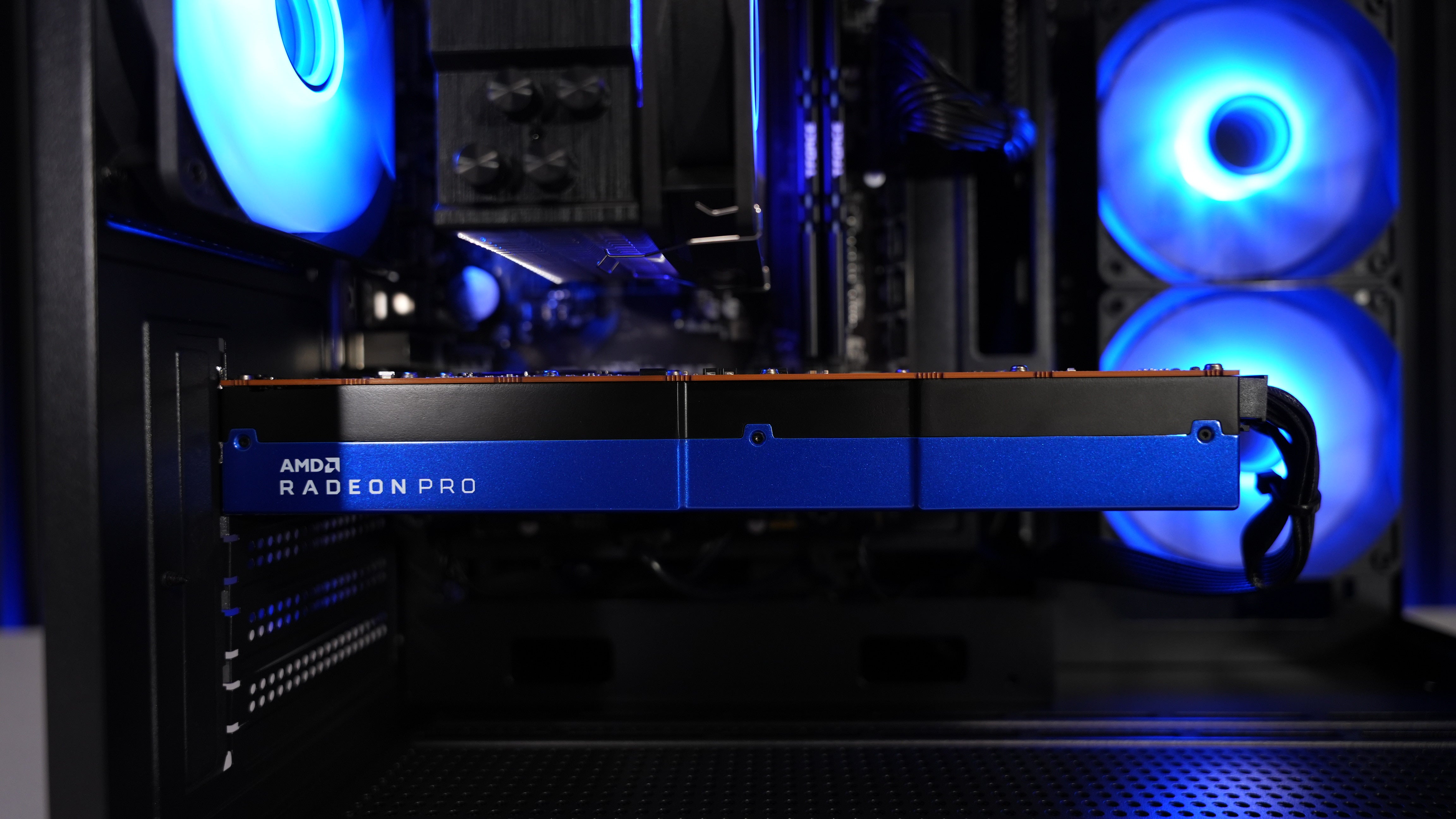 Ryzen 5 5500 + Radeon Pro W5700 Gaming PC