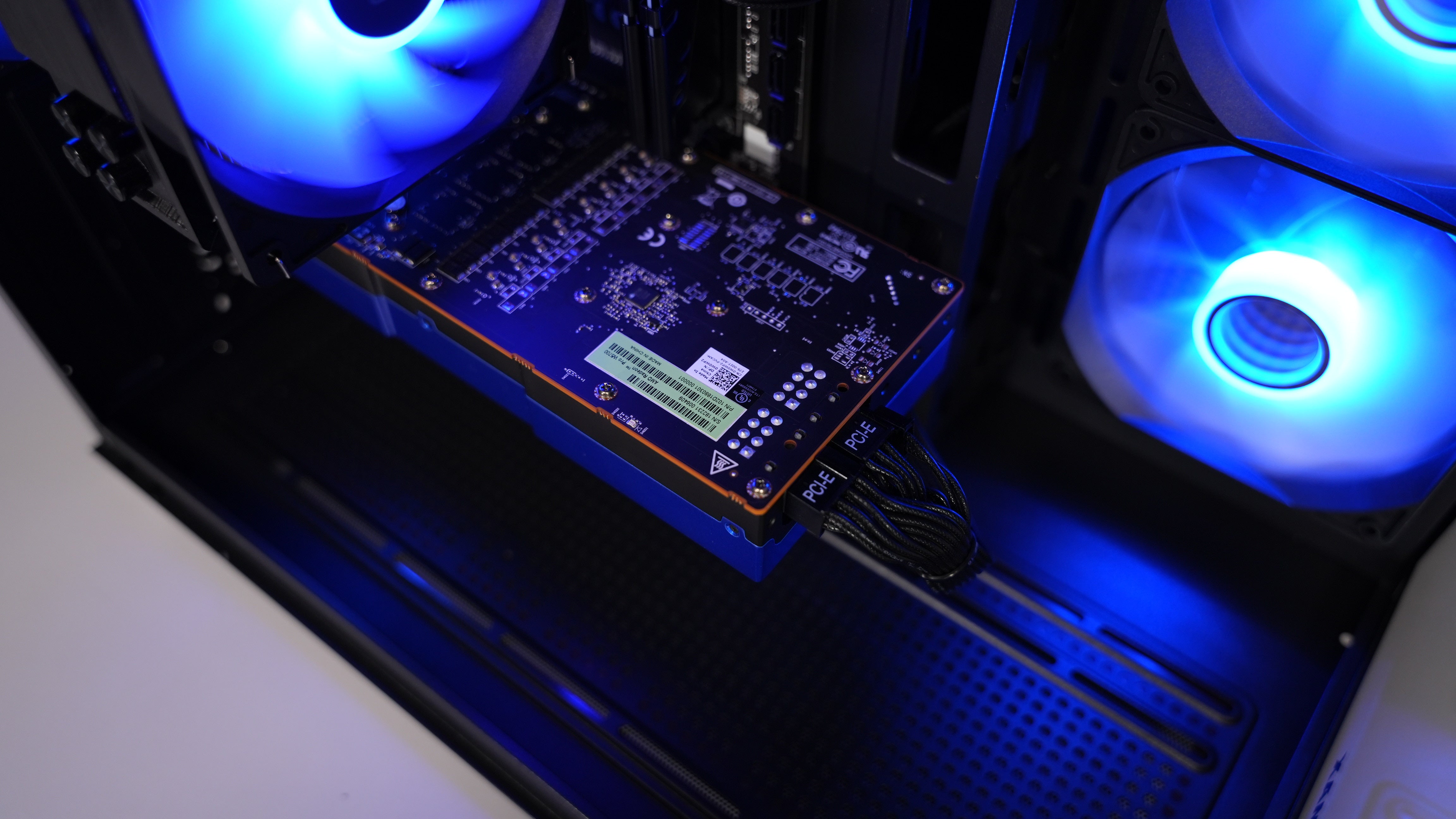 Ryzen 5 5500 + Radeon Pro W5700 Gaming PC