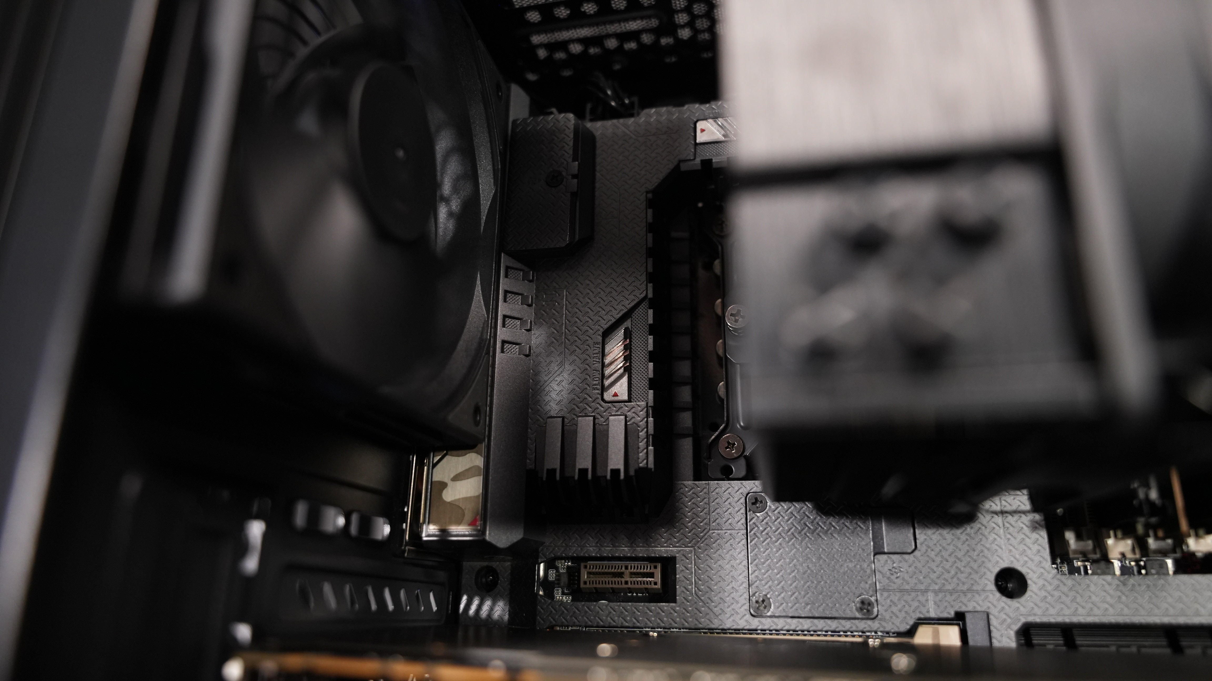 Intel i7 4770 + GTX 1080 Budget Gaming PC