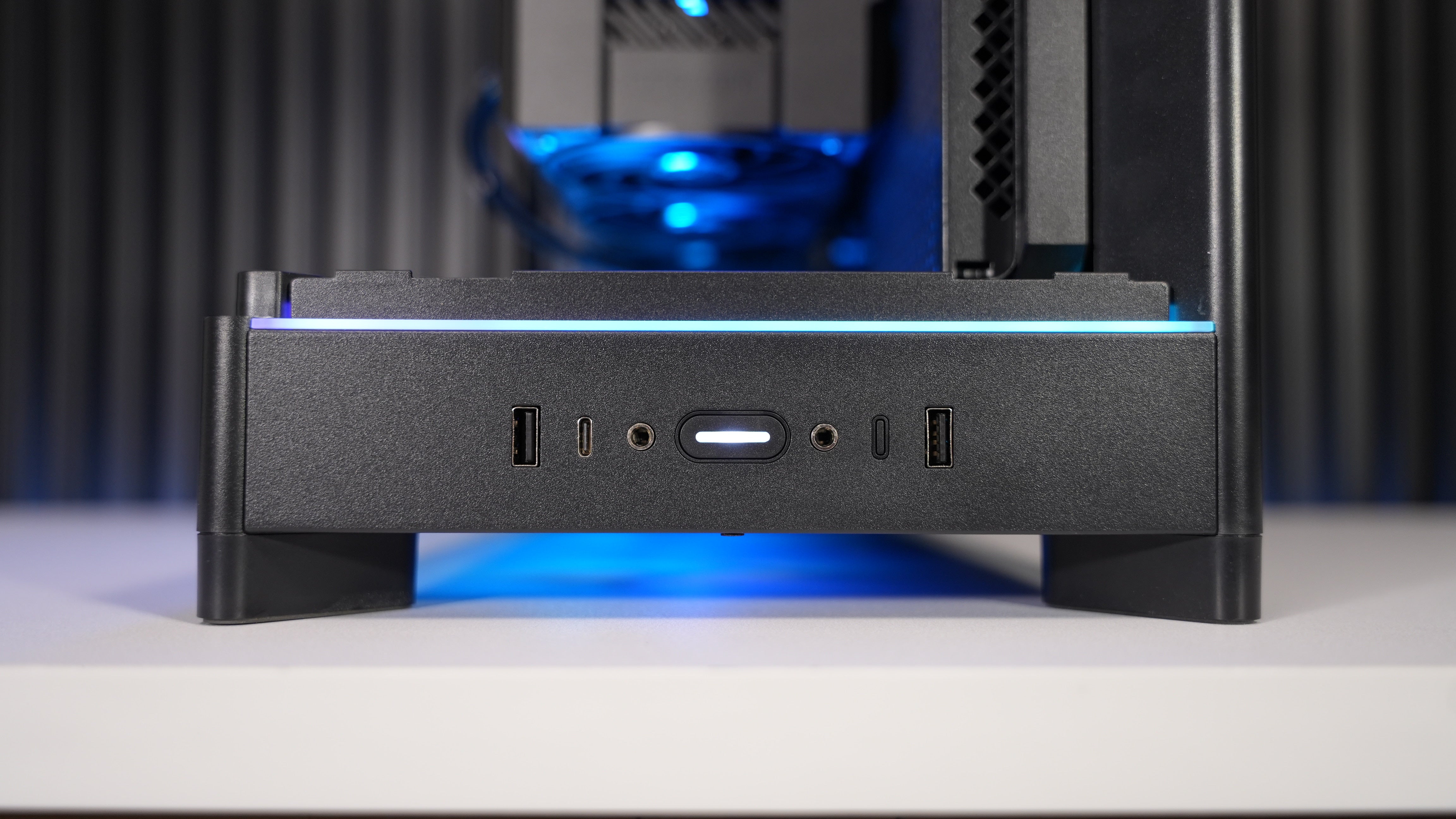 Ryzen 7 7700X + RTX 5070 Gaming/Streaming PC