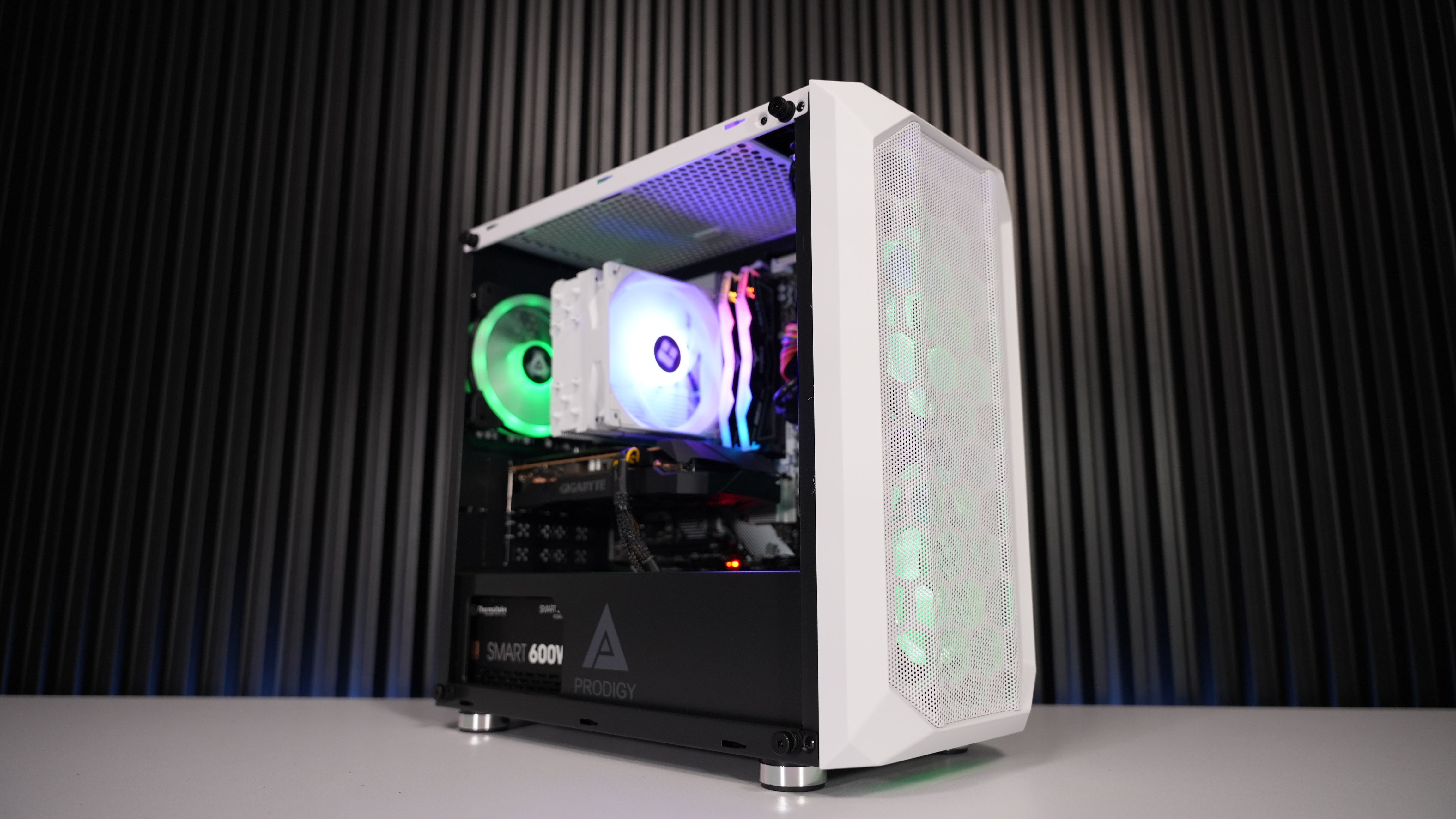 Intel i5 12400F + RX 5500XT Gaming PC