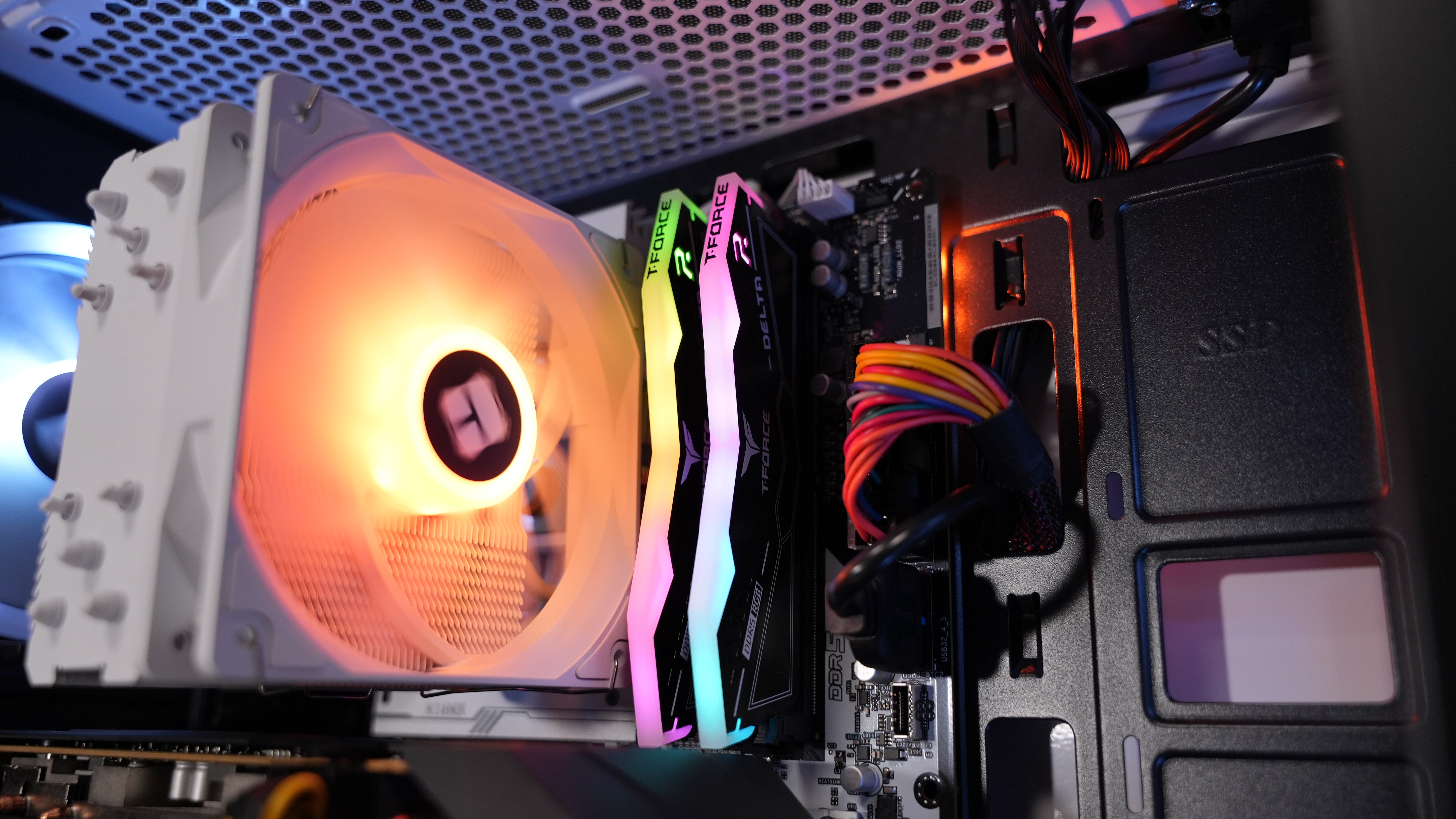 Intel i5 12400F + RX 5500XT Gaming PC