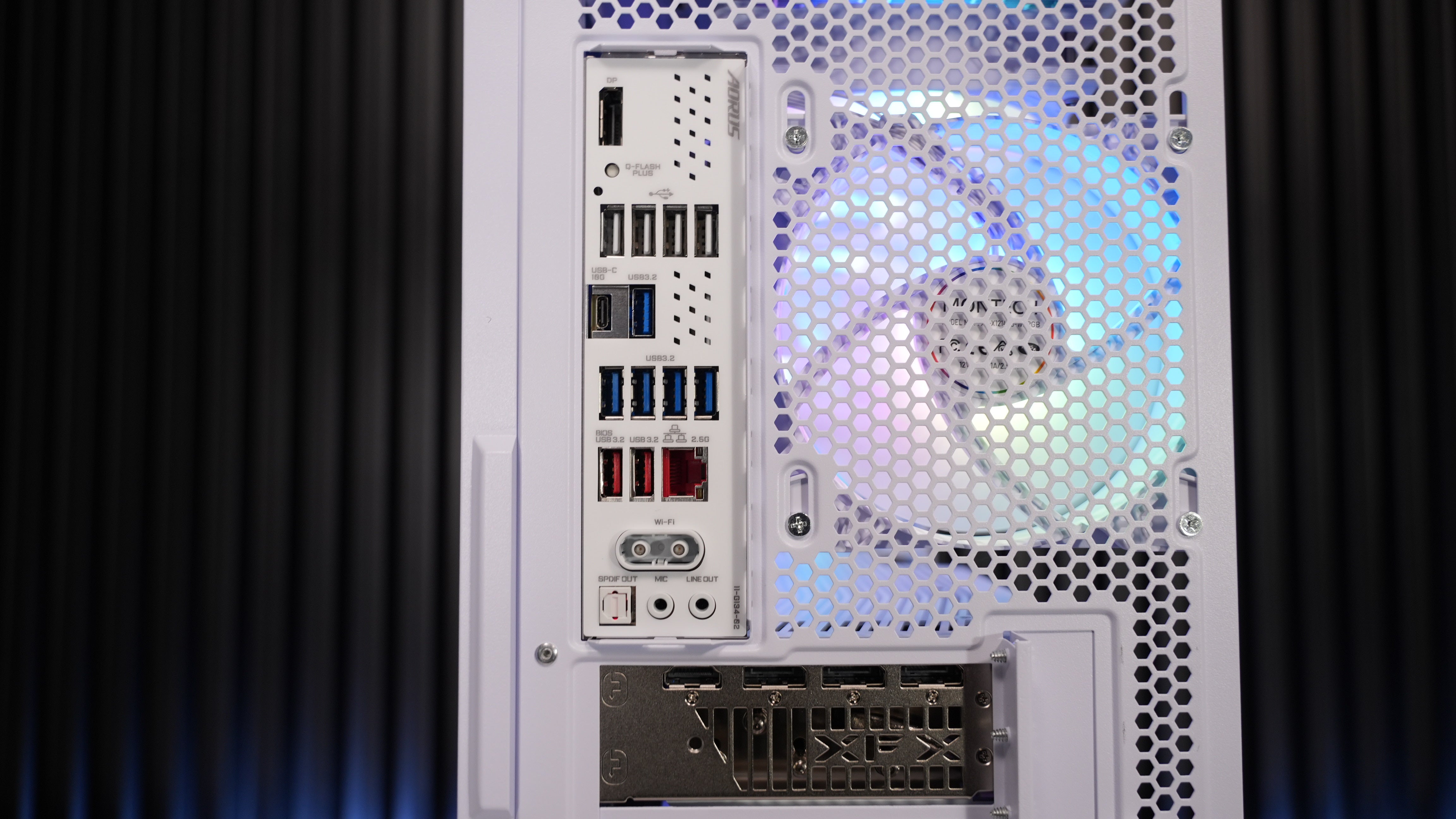 Ryzen 5 9600X + RX 9070XT Gaming/Streaming PC