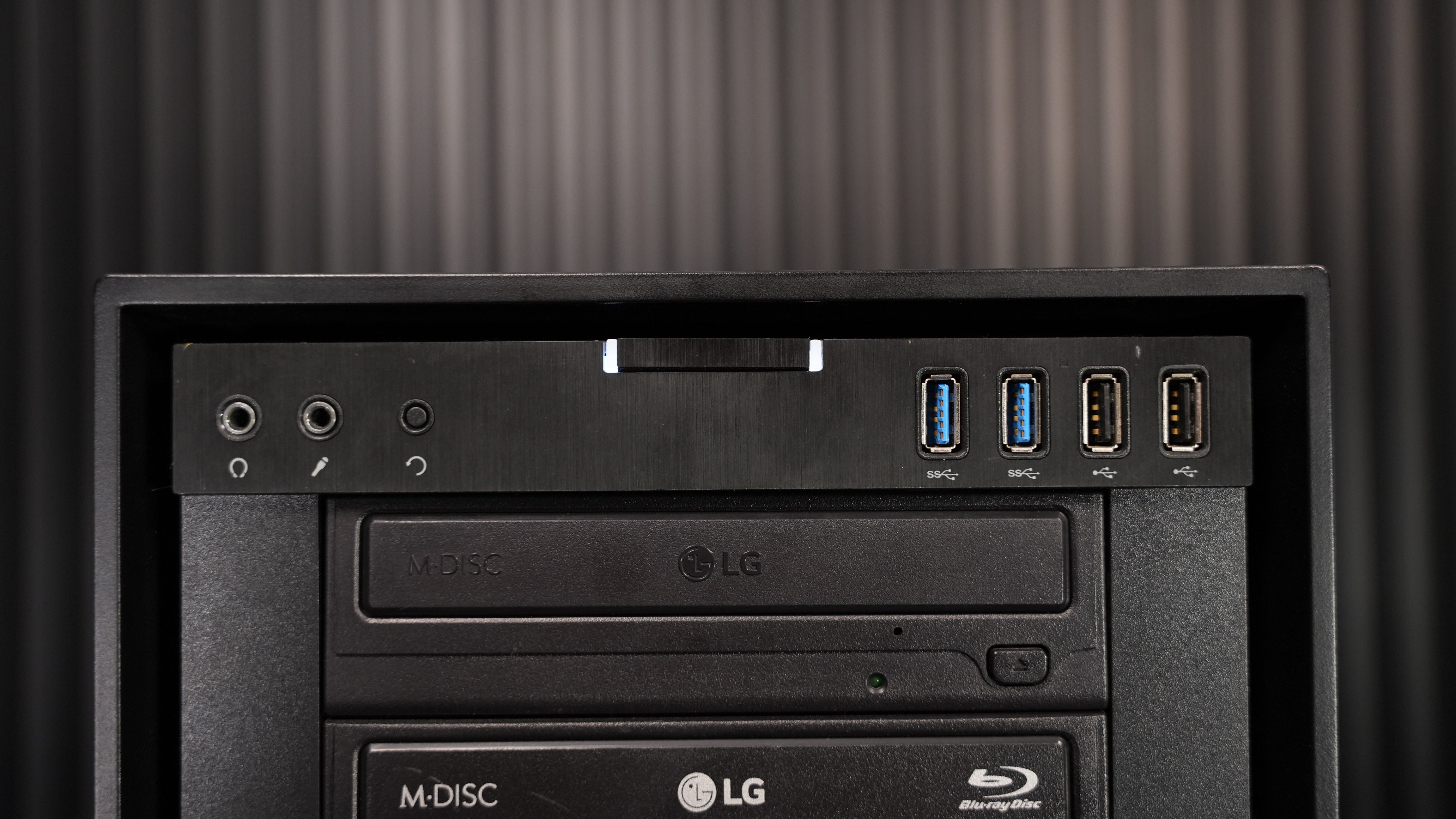 Intel i7 6900K + GTX 1080 Budget Gaming PC