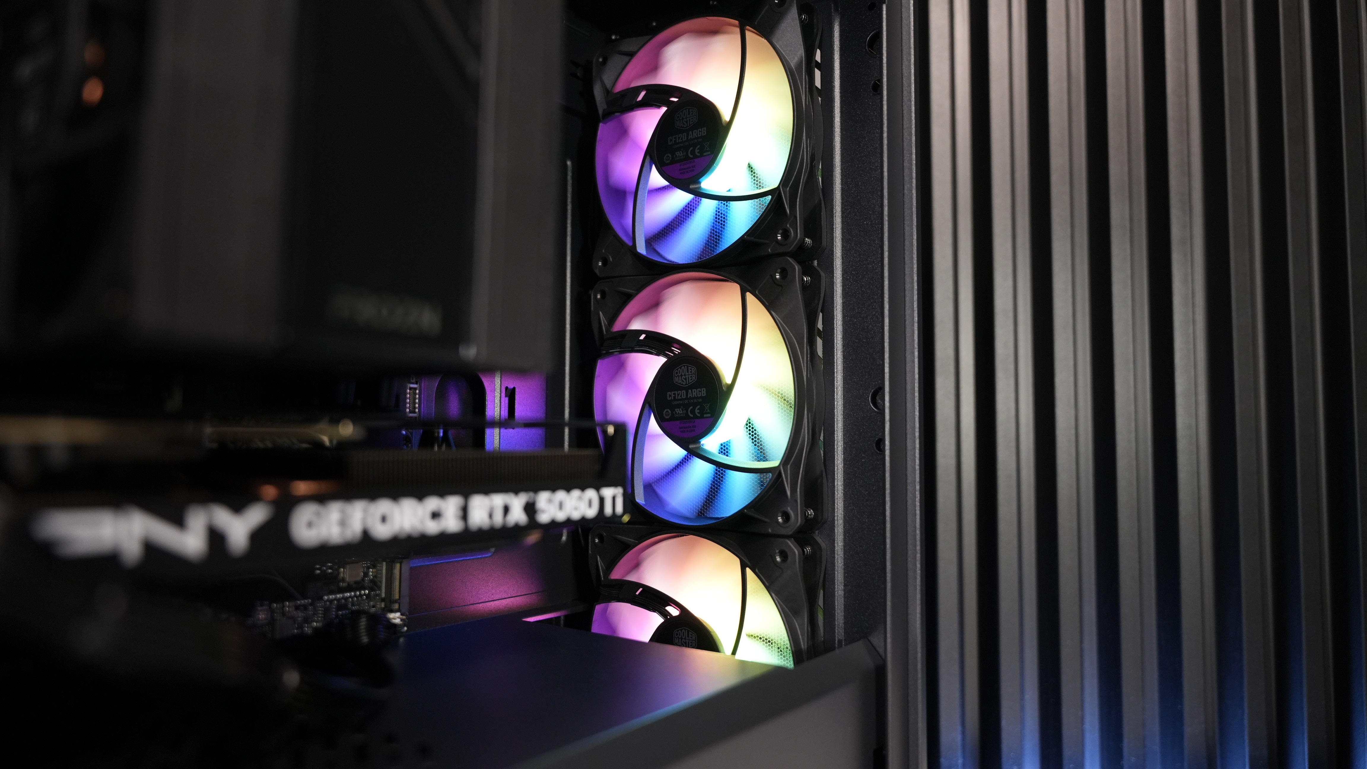 Intel Ultra 5 225F + RTX 5060Ti Gaming PC