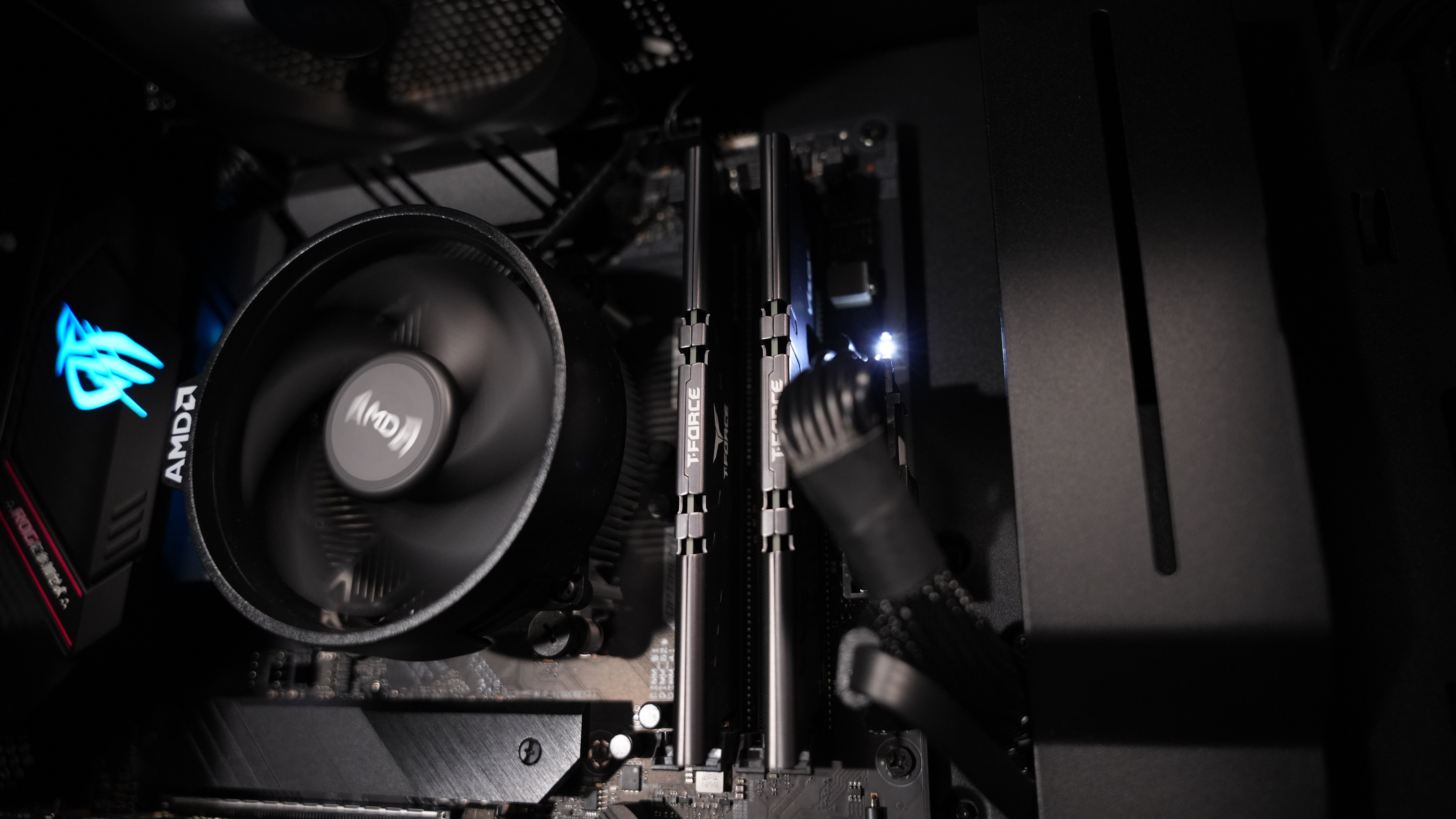 Ryzen 5 4500 + RX 6500XT Budget Gaming PC