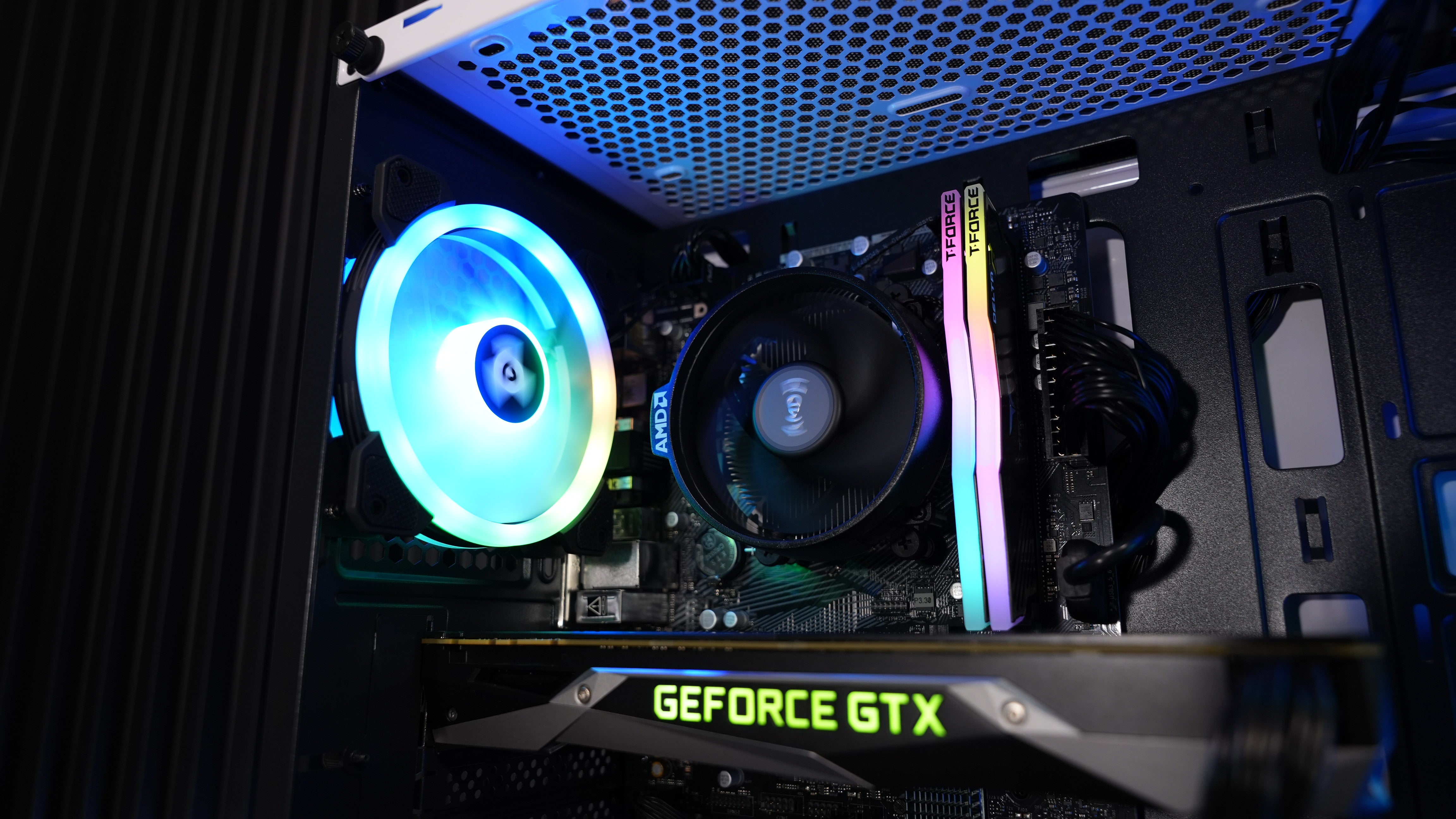 Ryzen 5 5500 + GTX 1070 Gaming PC