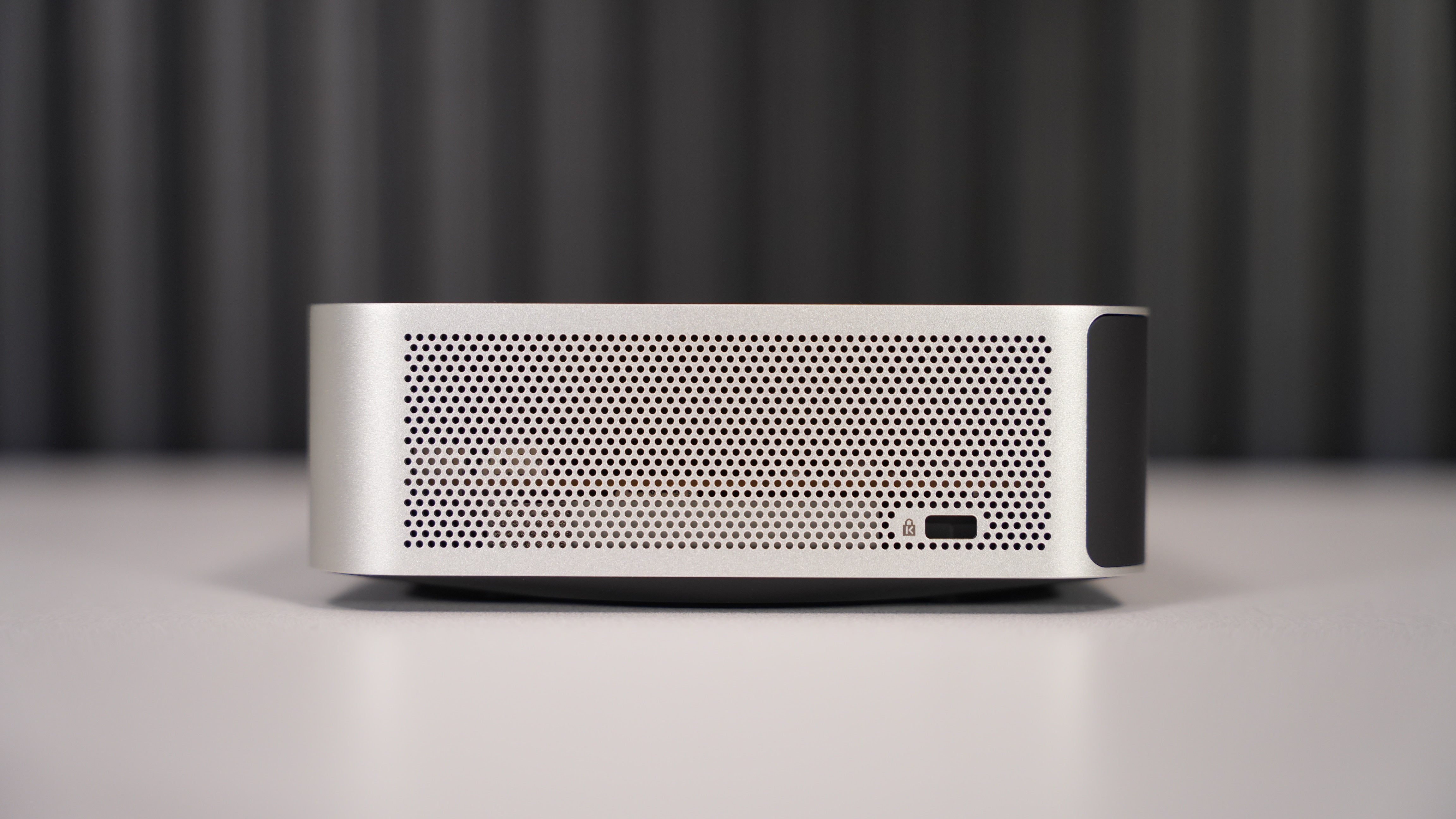 Ryzen AI 9 HX370 Mini PC