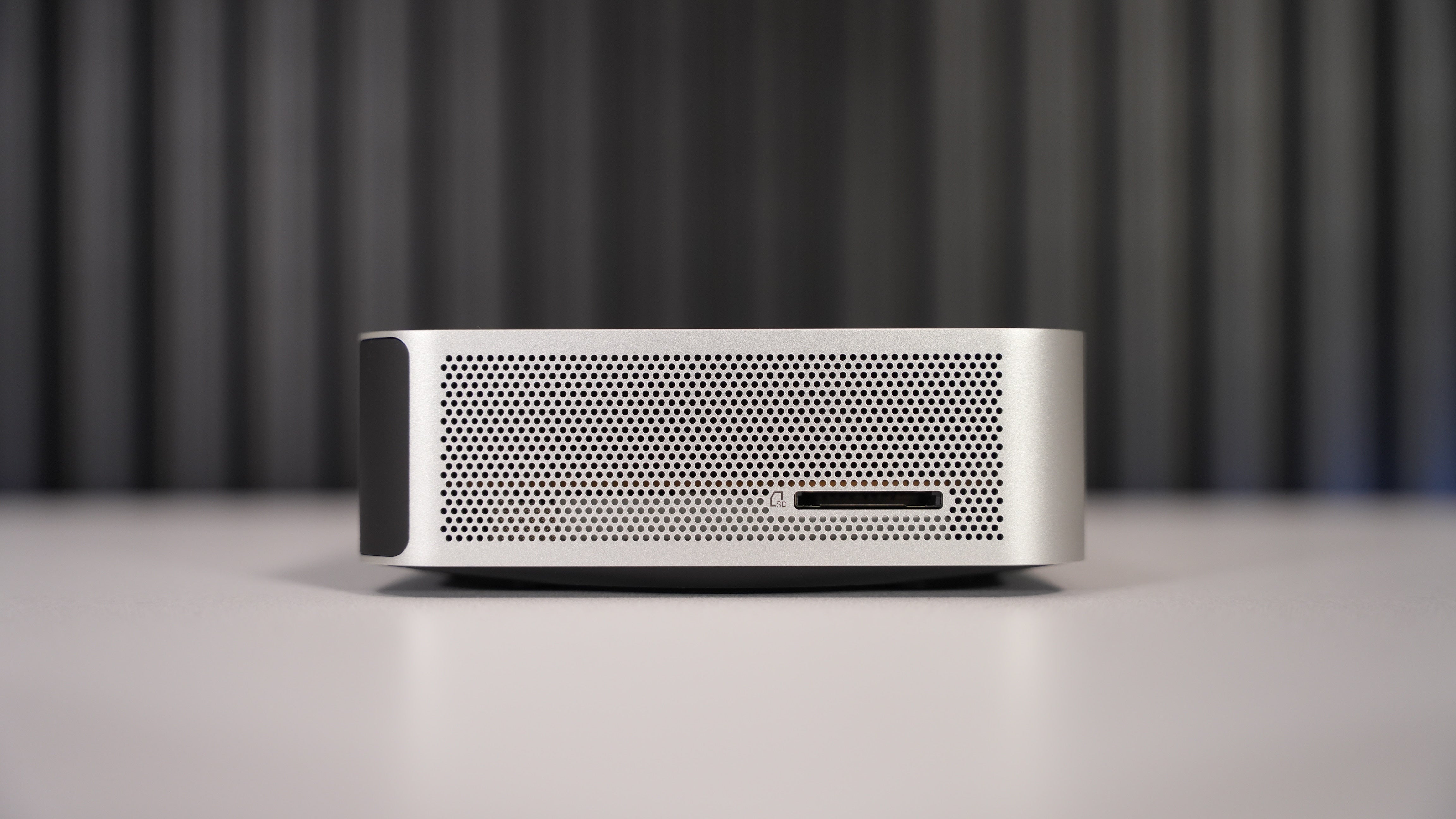 Ryzen AI 9 HX370 Mini PC