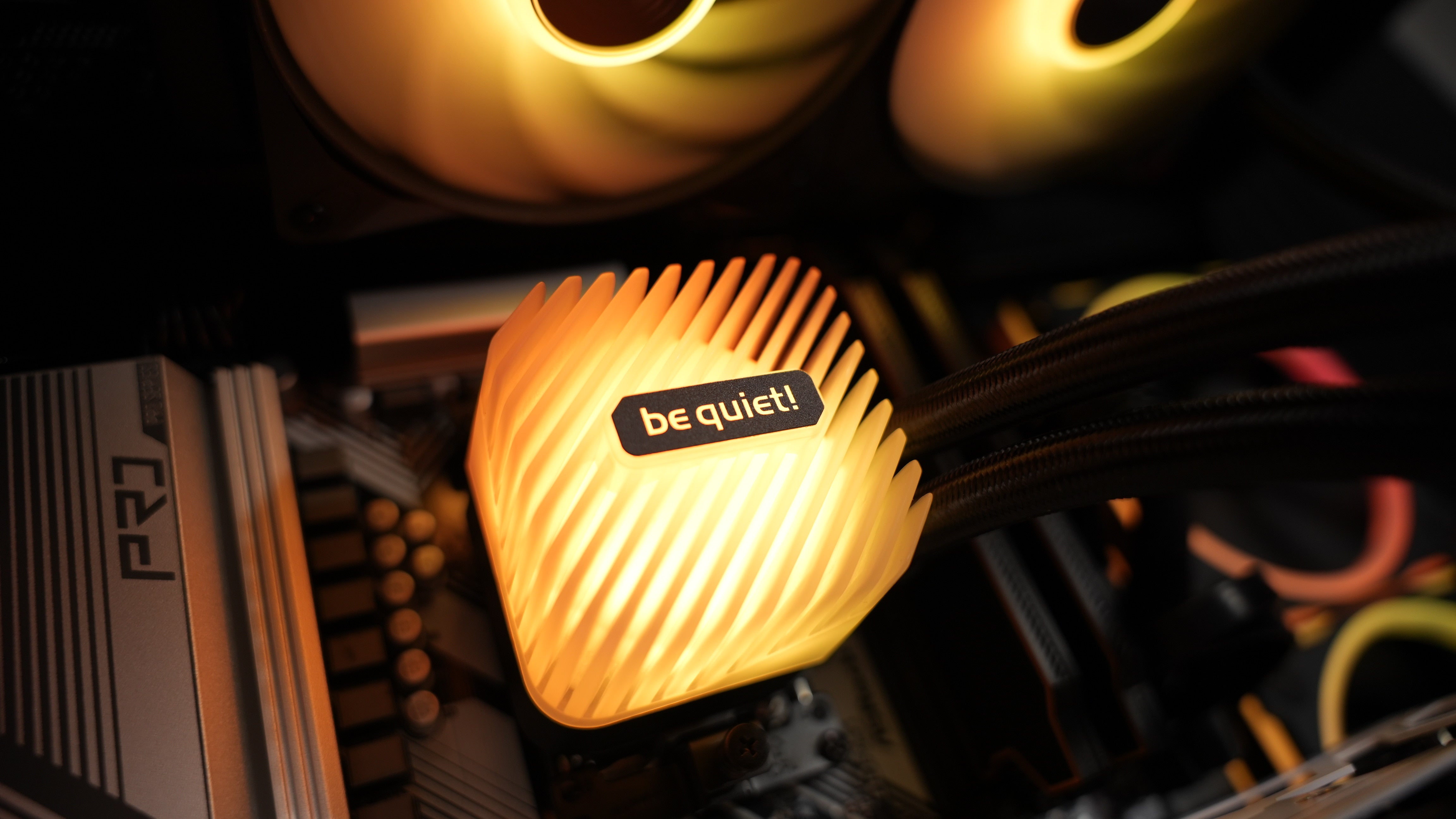 Ryzen 5 7600X + RX 9070XT Gaming/Streaming PC