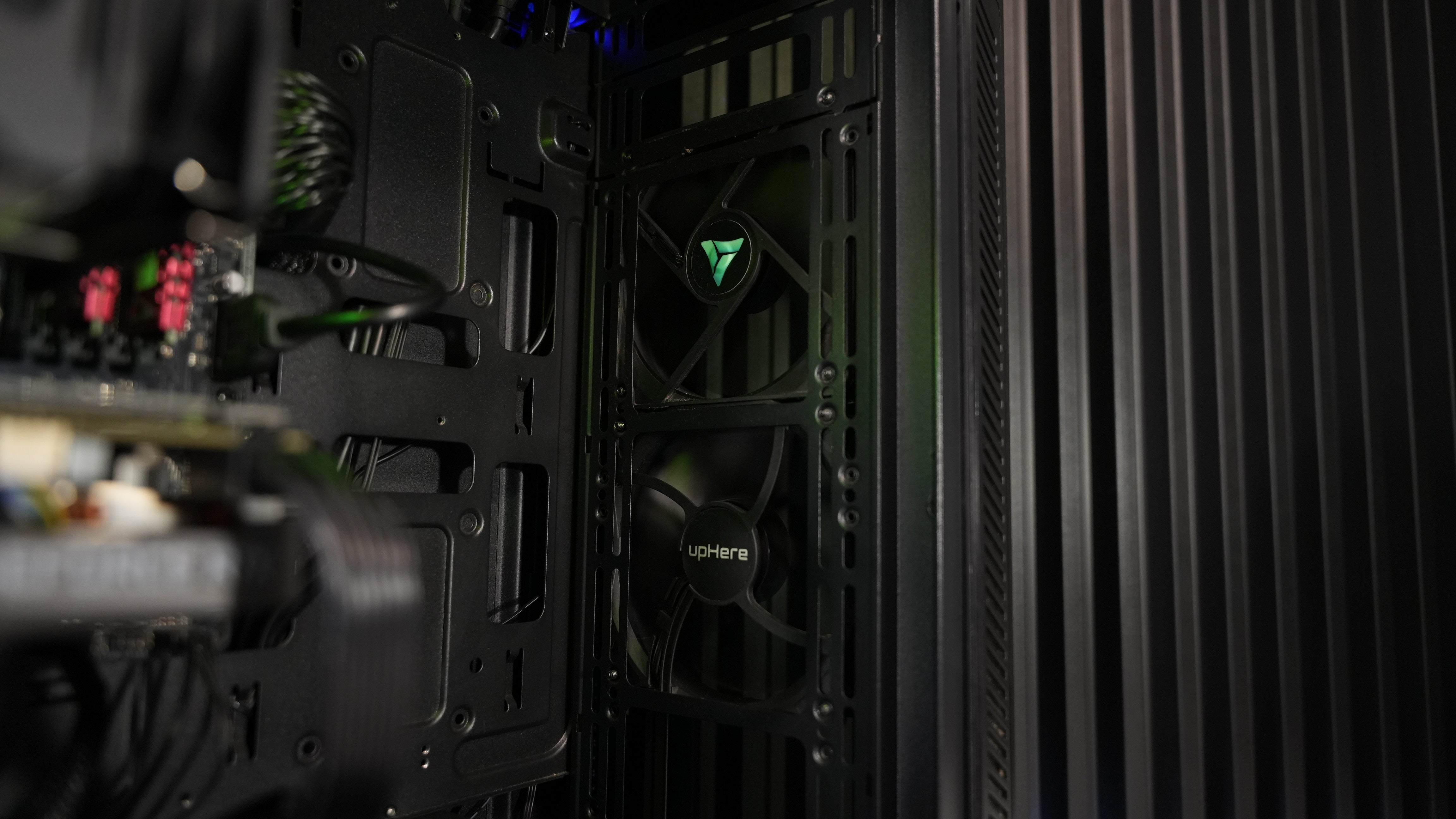 Ryzen 5 3600 + RTX 2060 Gaming PC