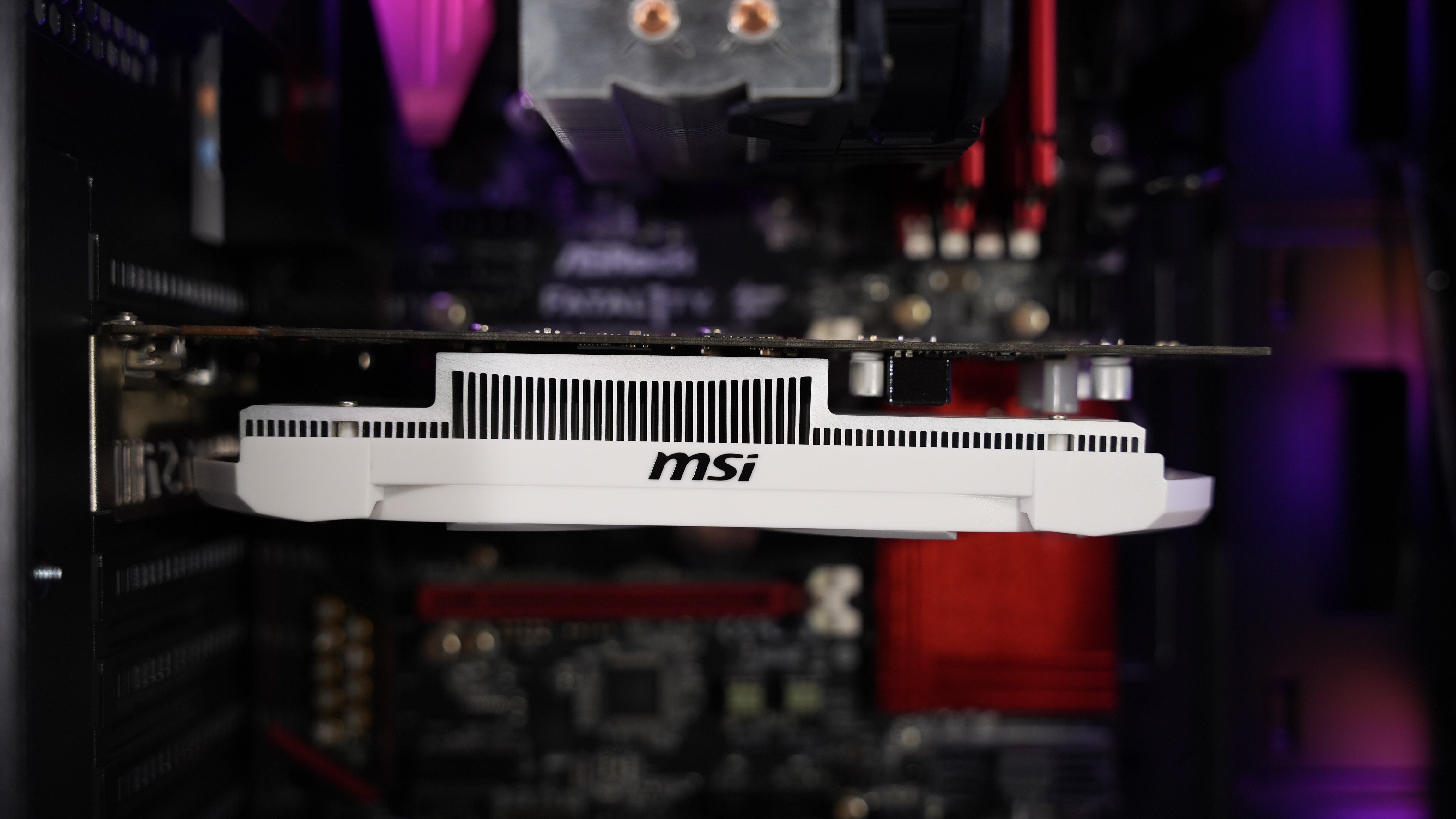 Intel i5 6500 + GTX 950 Budget Gaming PC