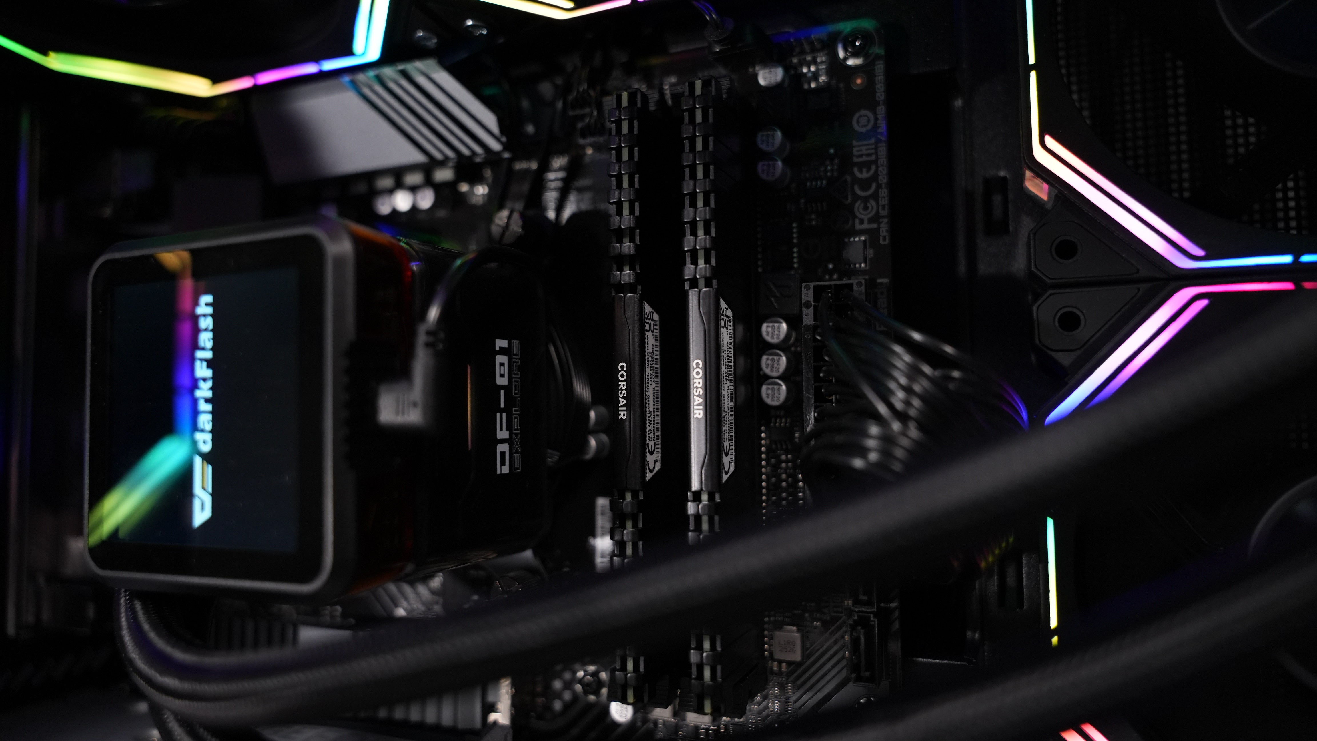 Ryzen 7 5800XT + RTX 4070 Super Gaming/Streaming PC