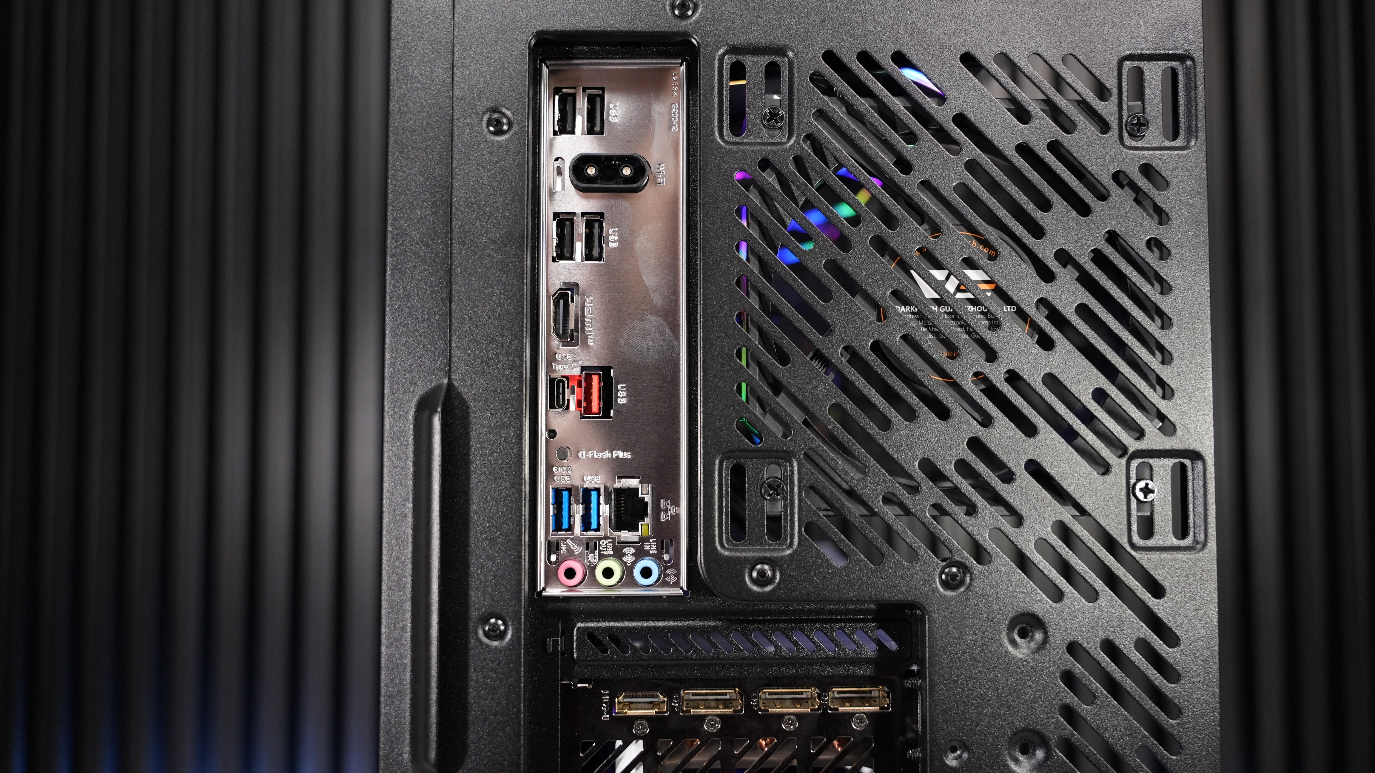 Ryzen 7 5800XT + RTX 4070 Super Gaming/Streaming PC