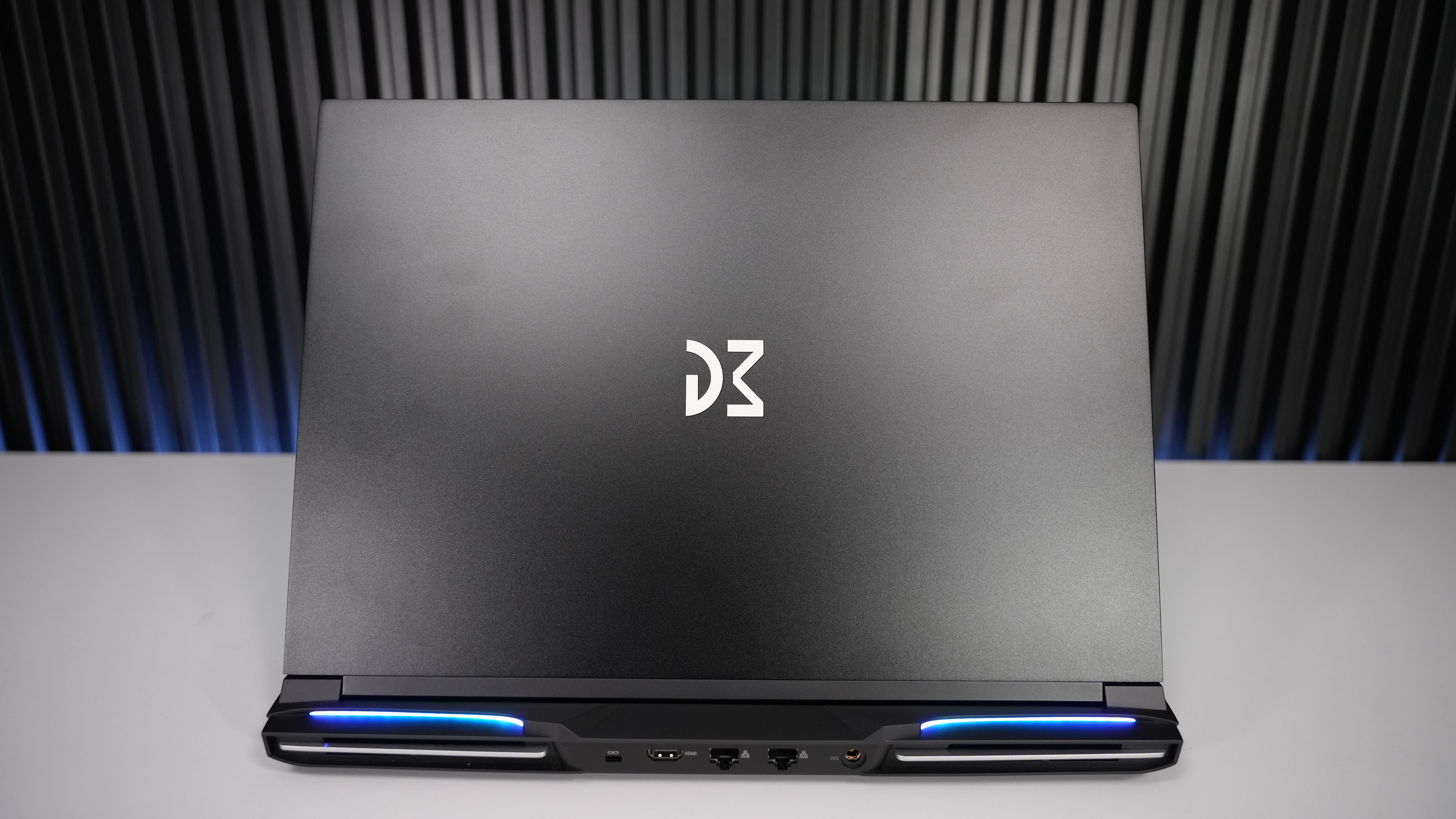 Intel Ultra 9 275HX + RTX 5070 Ti Gaming Laptop