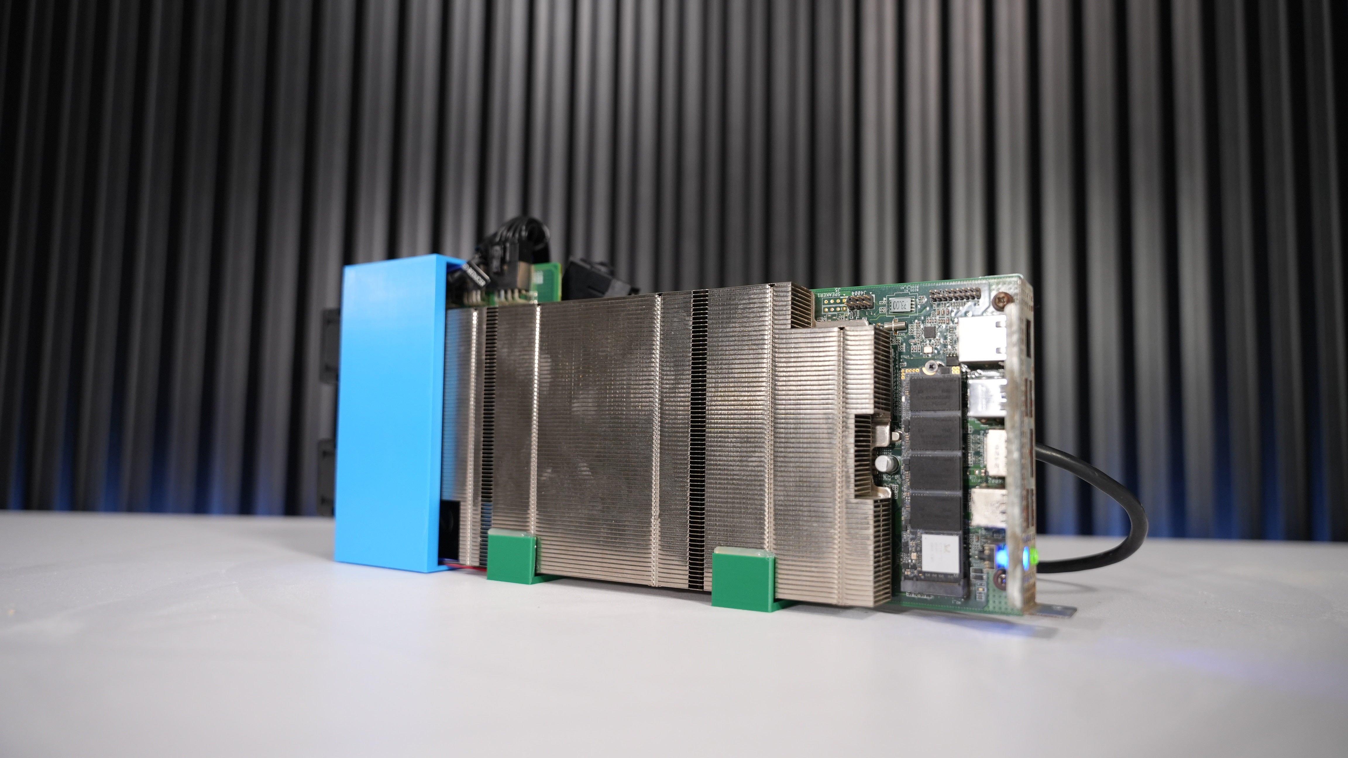 BC-250 Gaming APU Machine