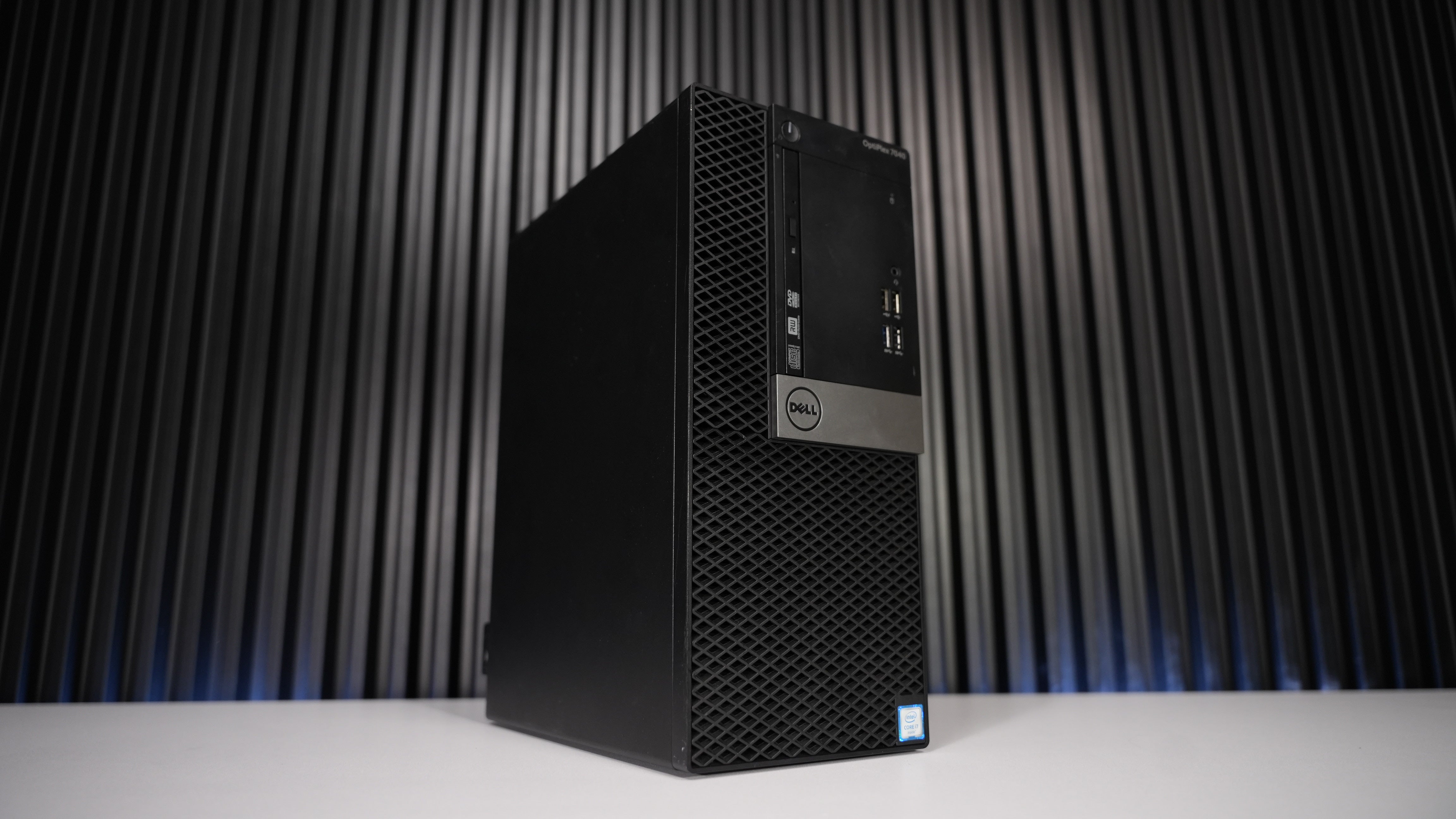 Intel i7 6700 + RX 460 2GB Budget PC