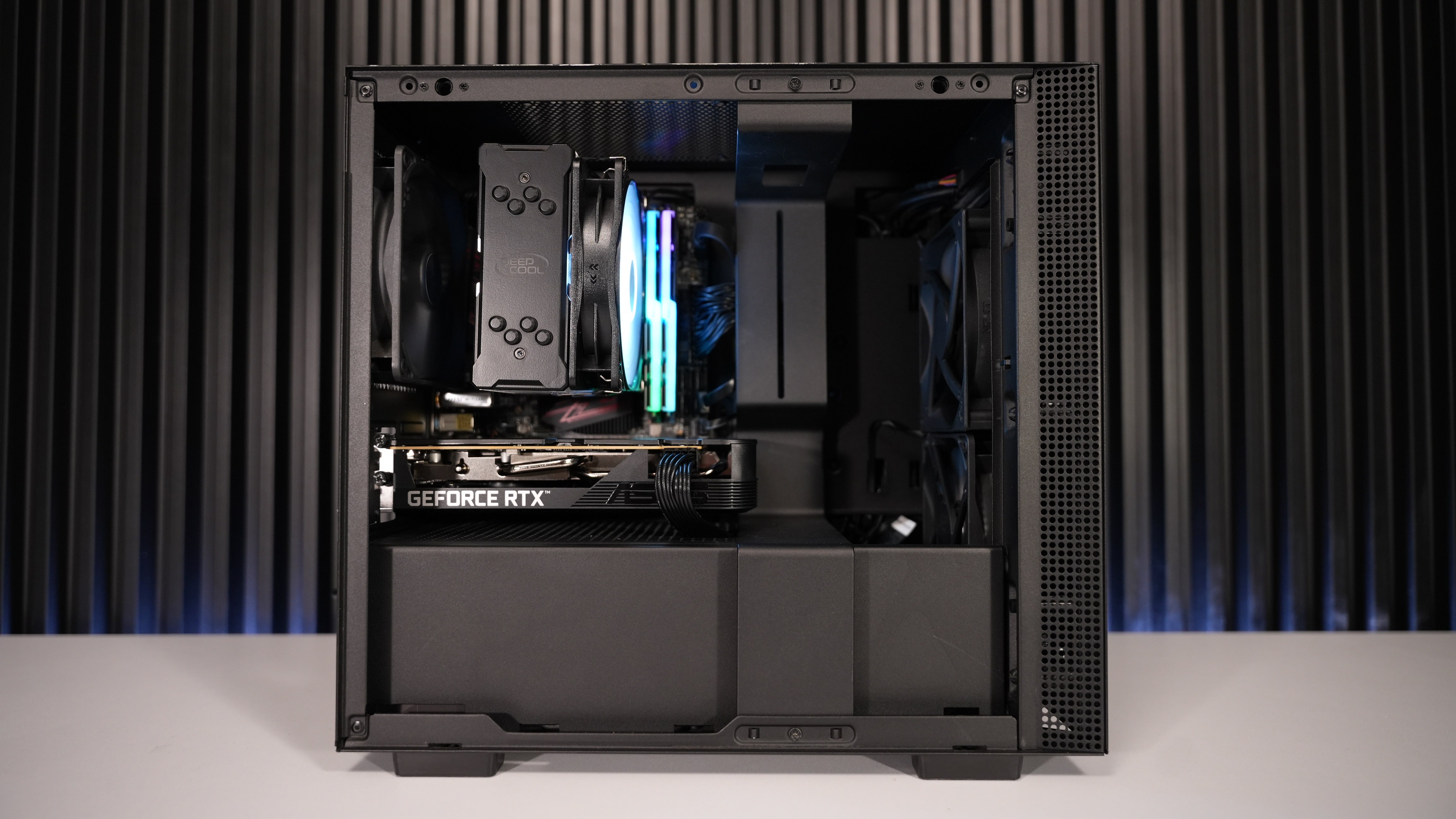 Ryzen 5 3600 + RTX 5050 Gaming PC