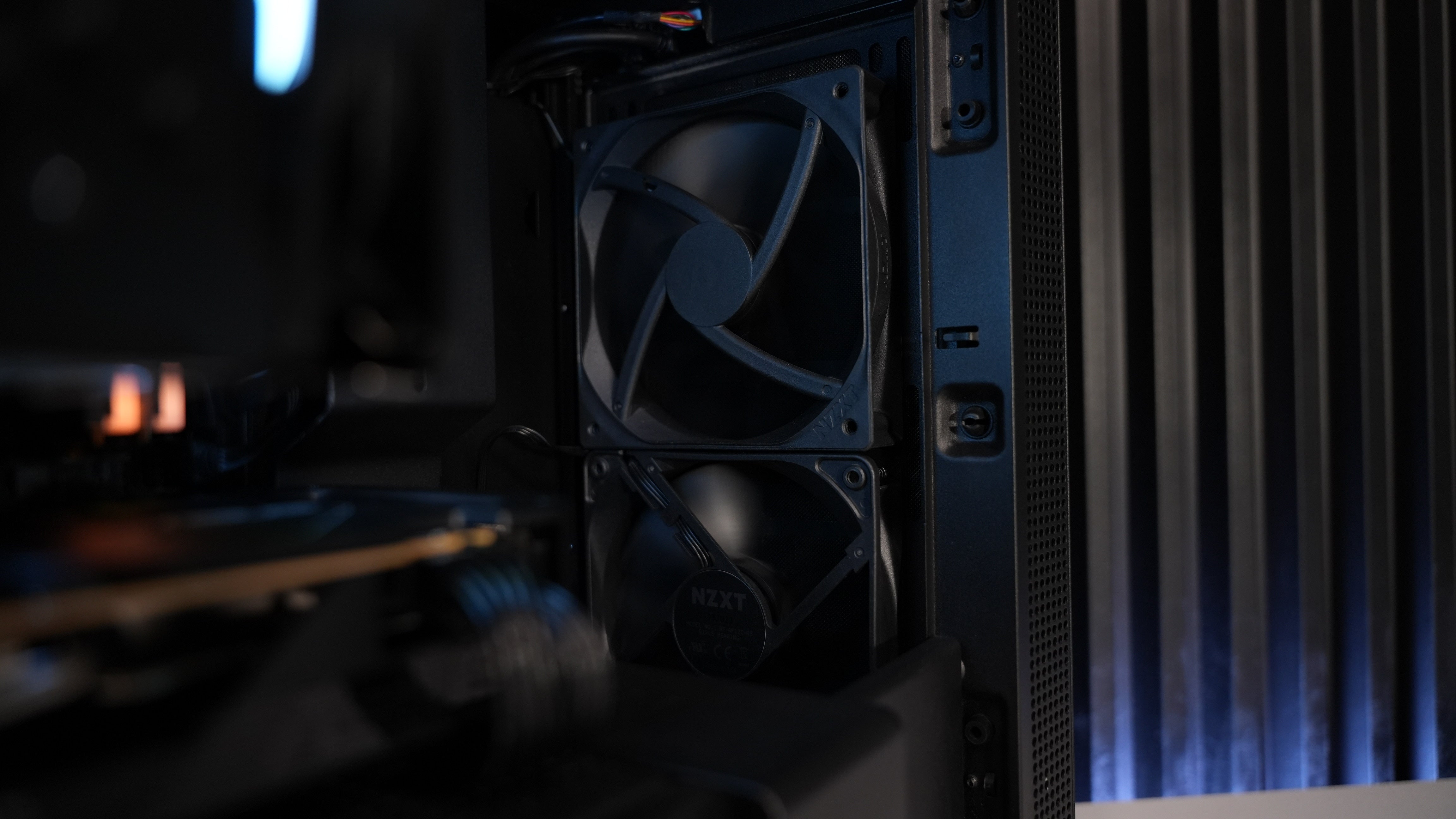Ryzen 5 3600 + RTX 5050 Gaming PC