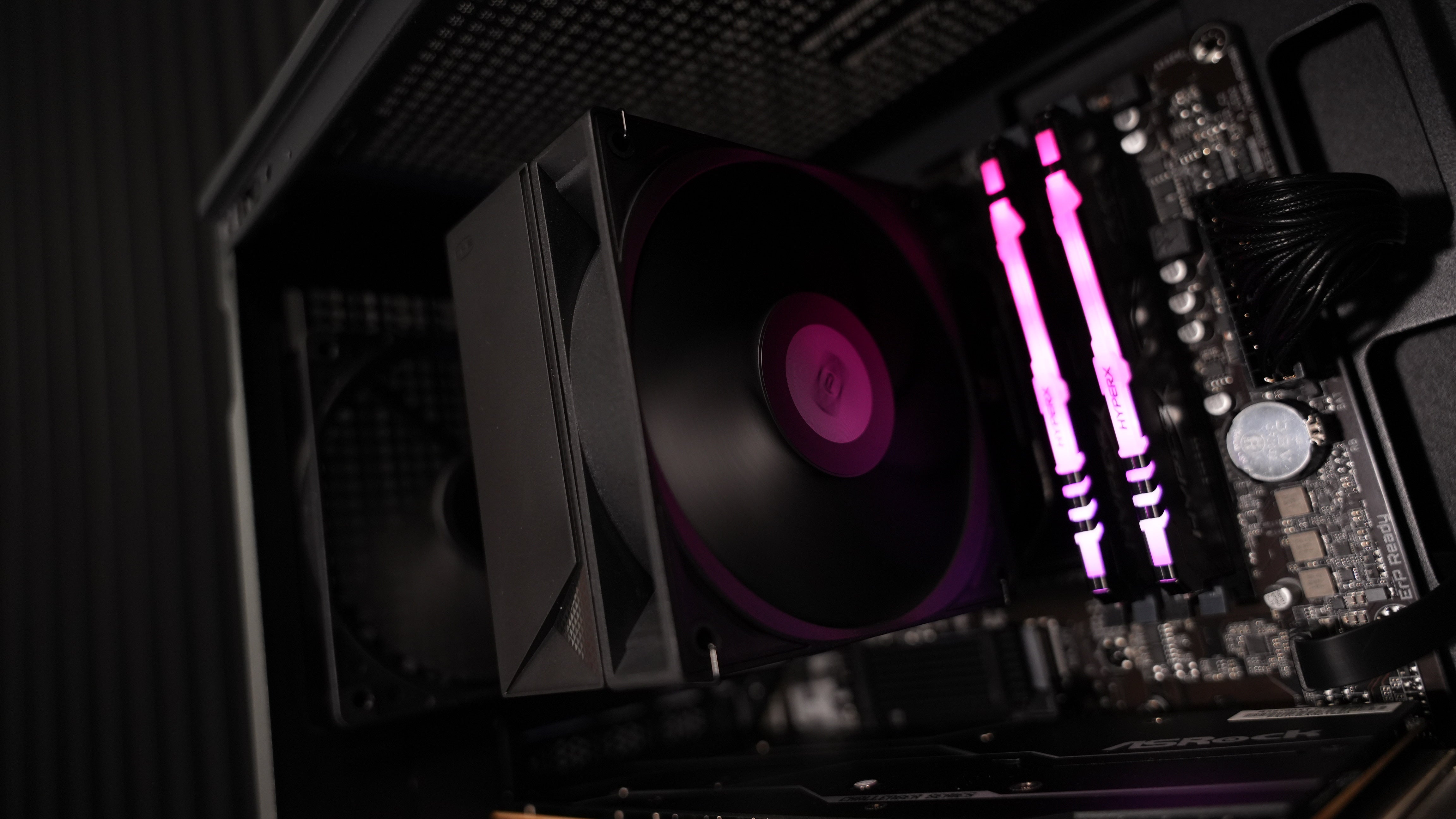 Ryzen 7 5800X3D + RX 6700XT Gaming PC