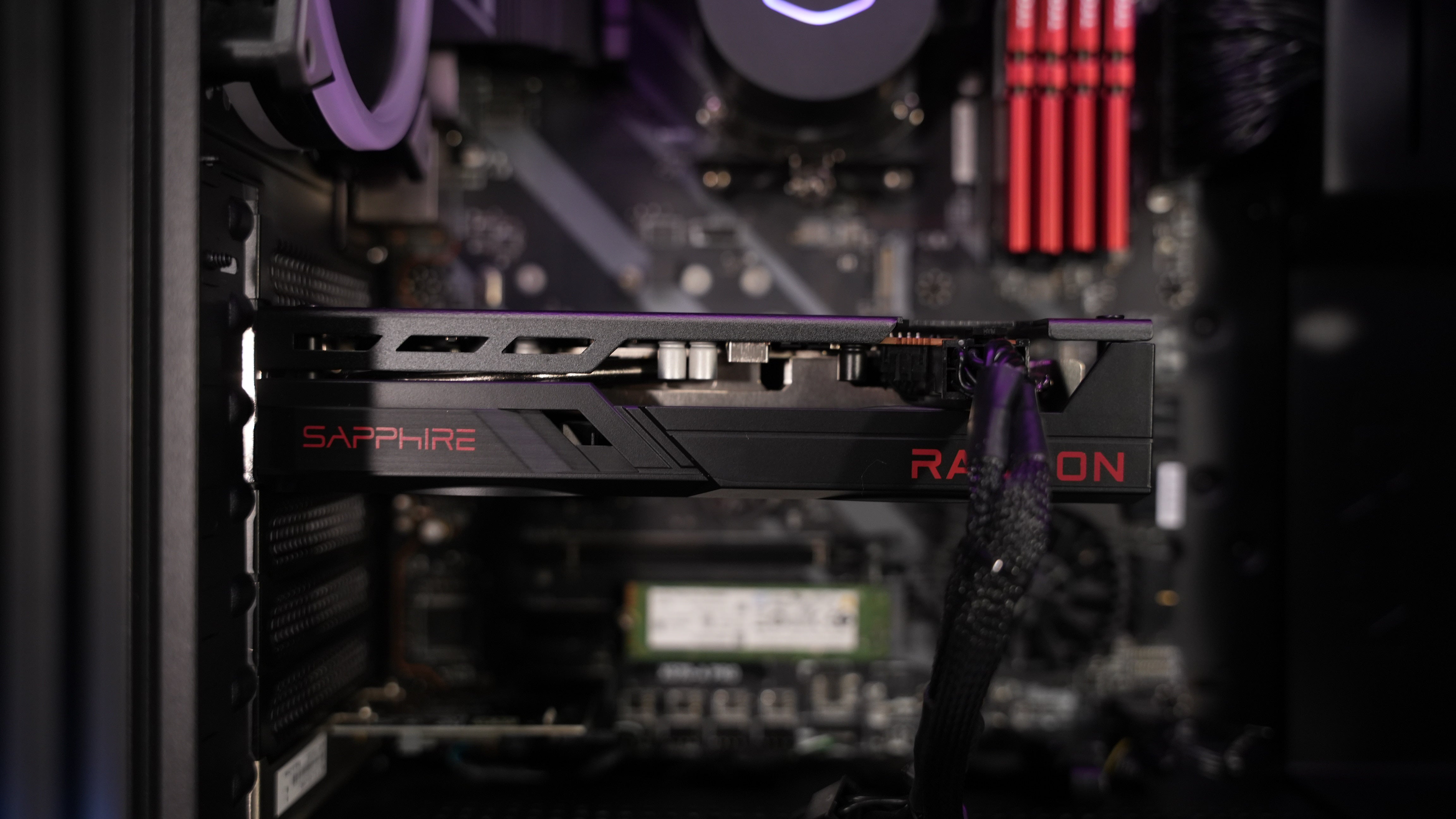 Ryzen 5 5600X + RX 6600 Gaming PC