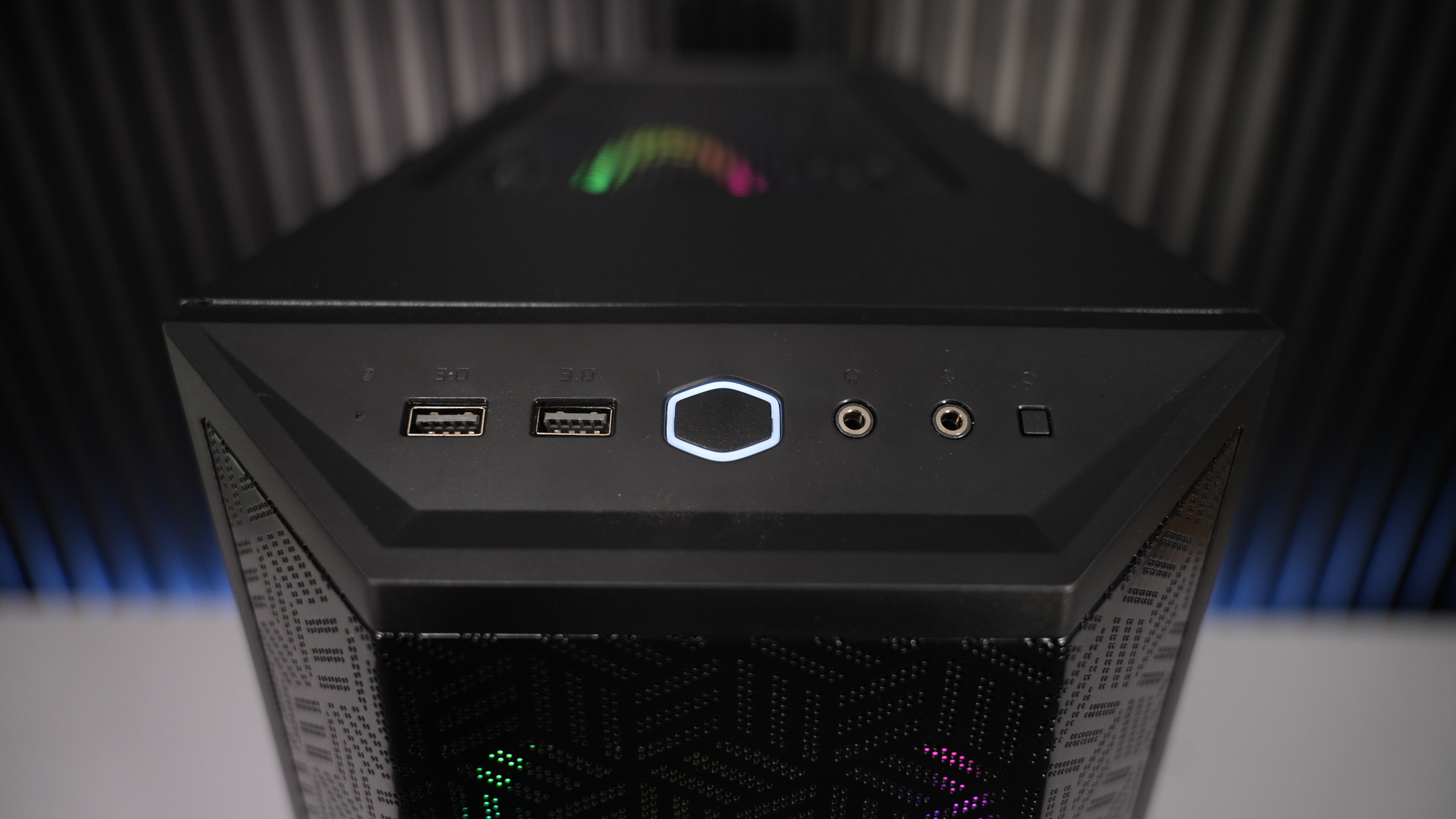 Ryzen 5 7600 + RX 7600 Gaming PC