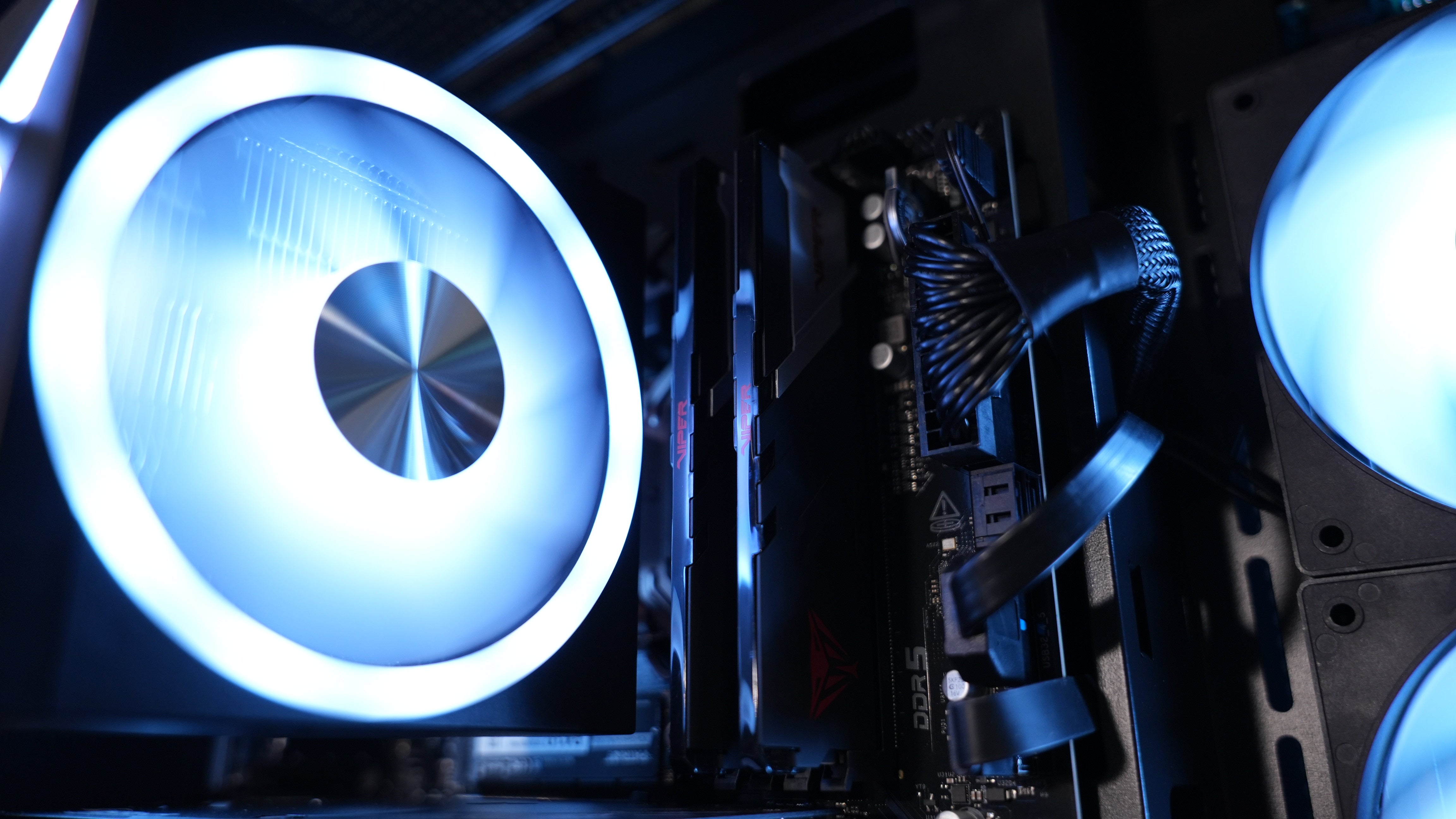 Intel Core 5 120 + Arc A750 Gaming PC