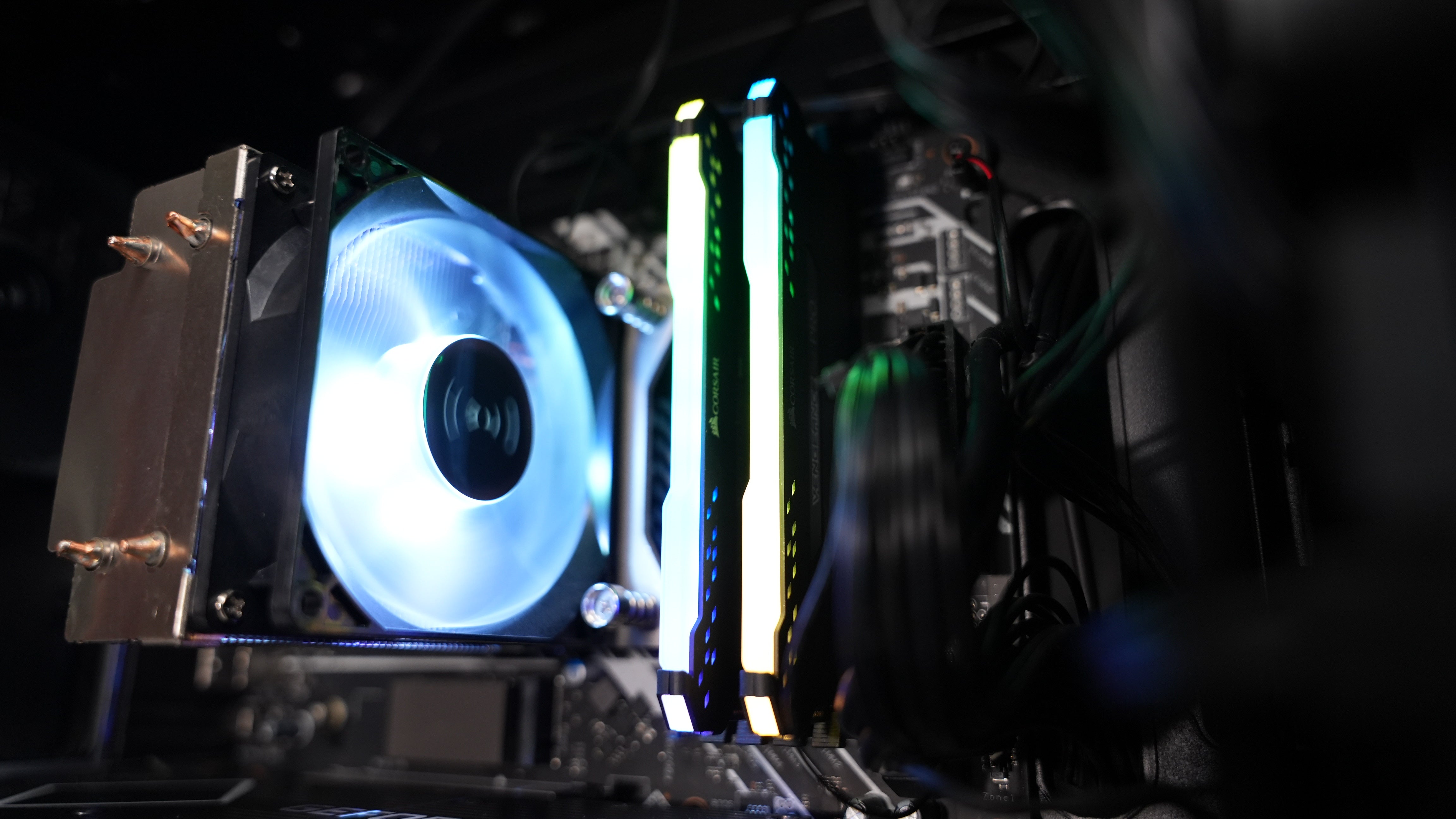 Ryzen 7 5700G + RTX 3060 Ti Gaming PC