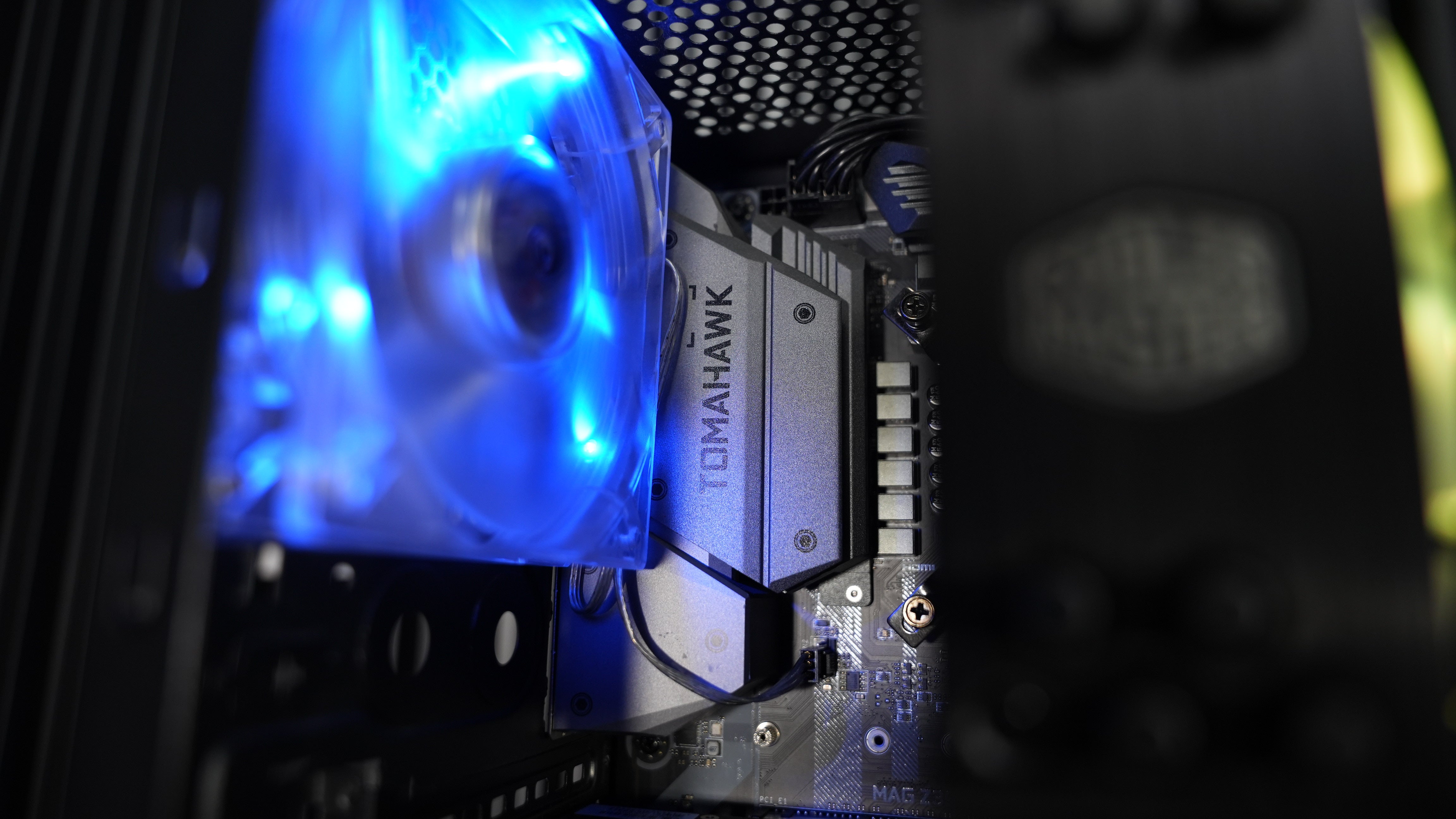 Intel i7 8700K + RX 5600XT Gaming PC