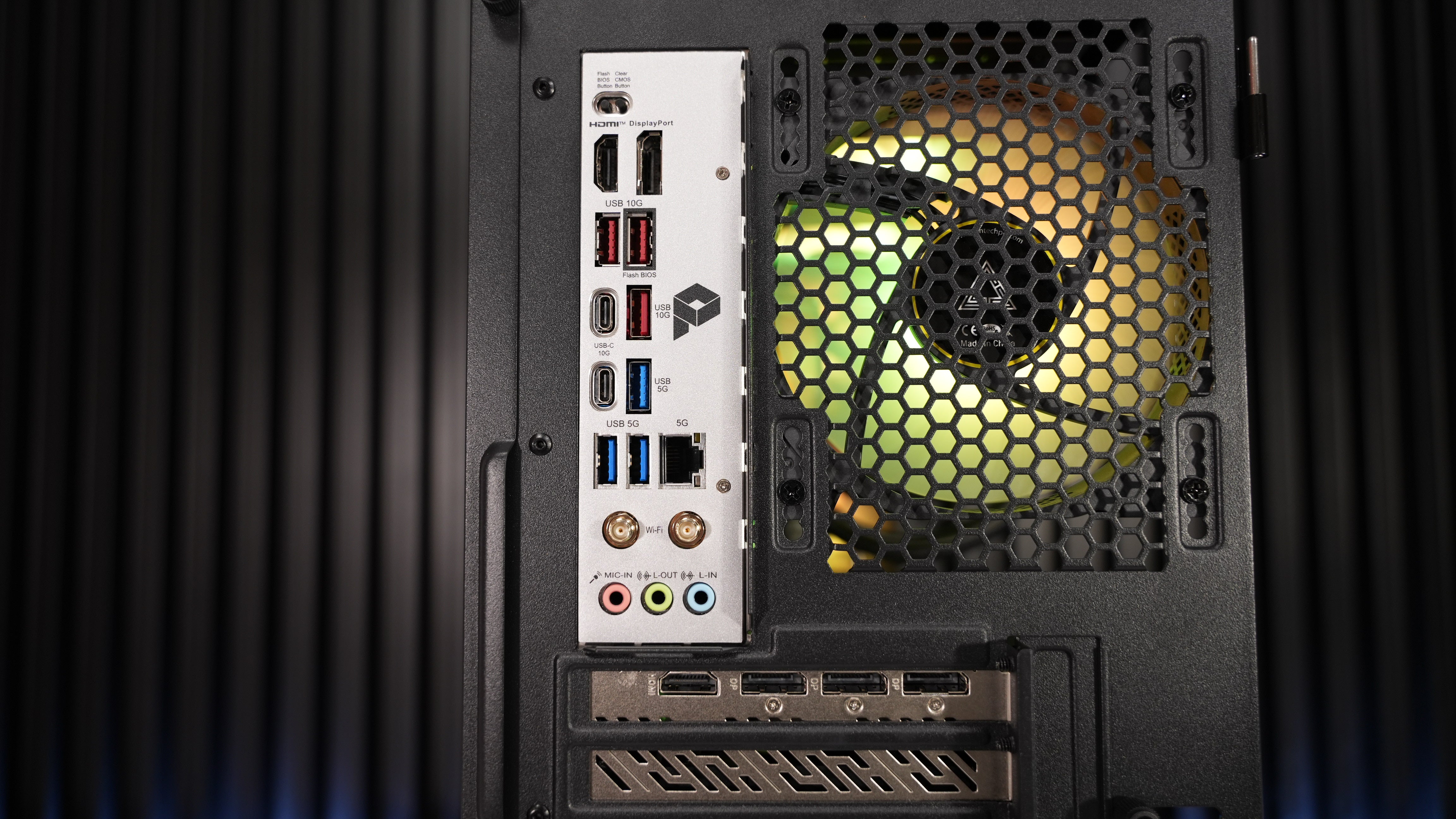 Ryzen 9 7950X + RX 9070 Gaming/Streaming PC