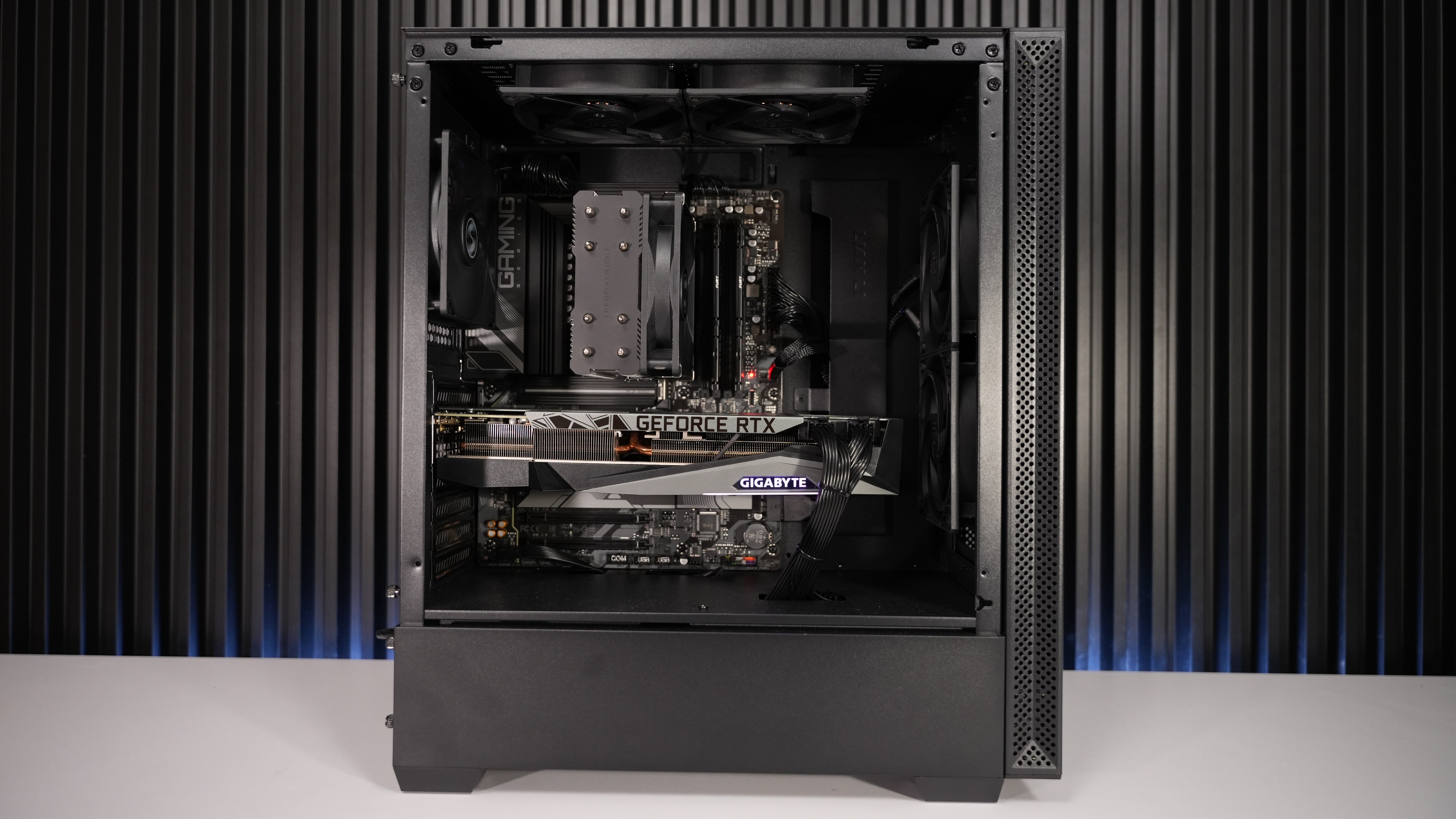 Ryzen 7 7700X + RTX 3080 Ti Gaming PC