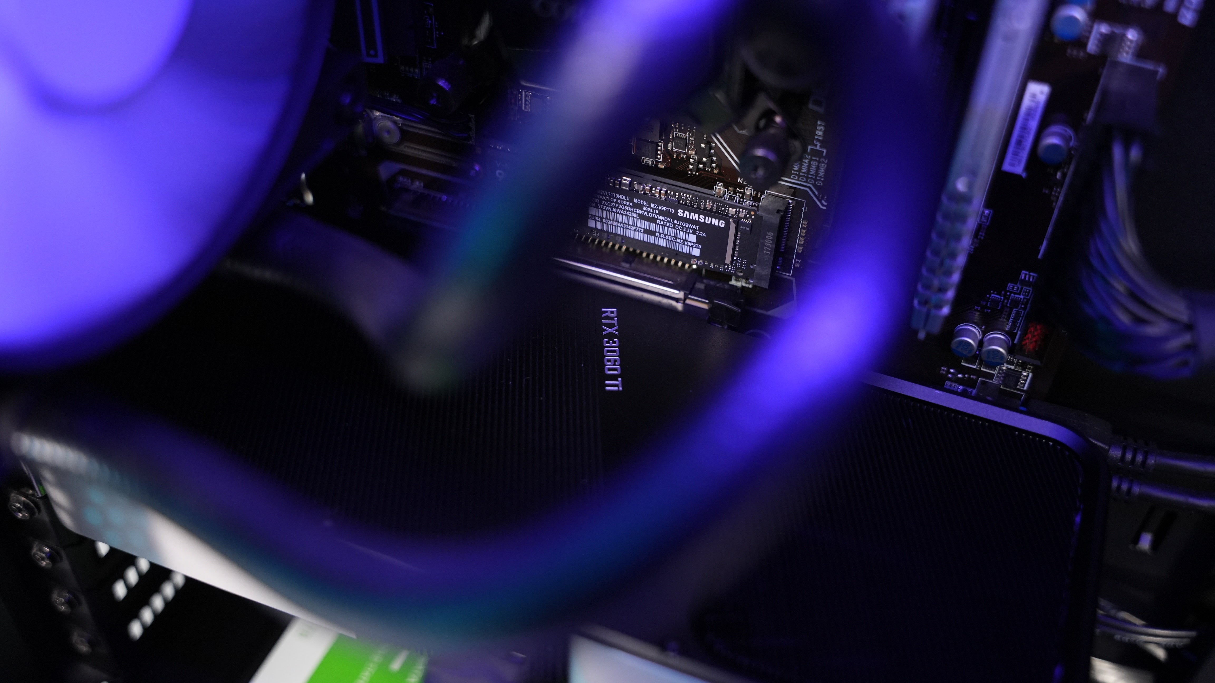 Intel i7 7700K + RTX 3060 Ti Gaming PC